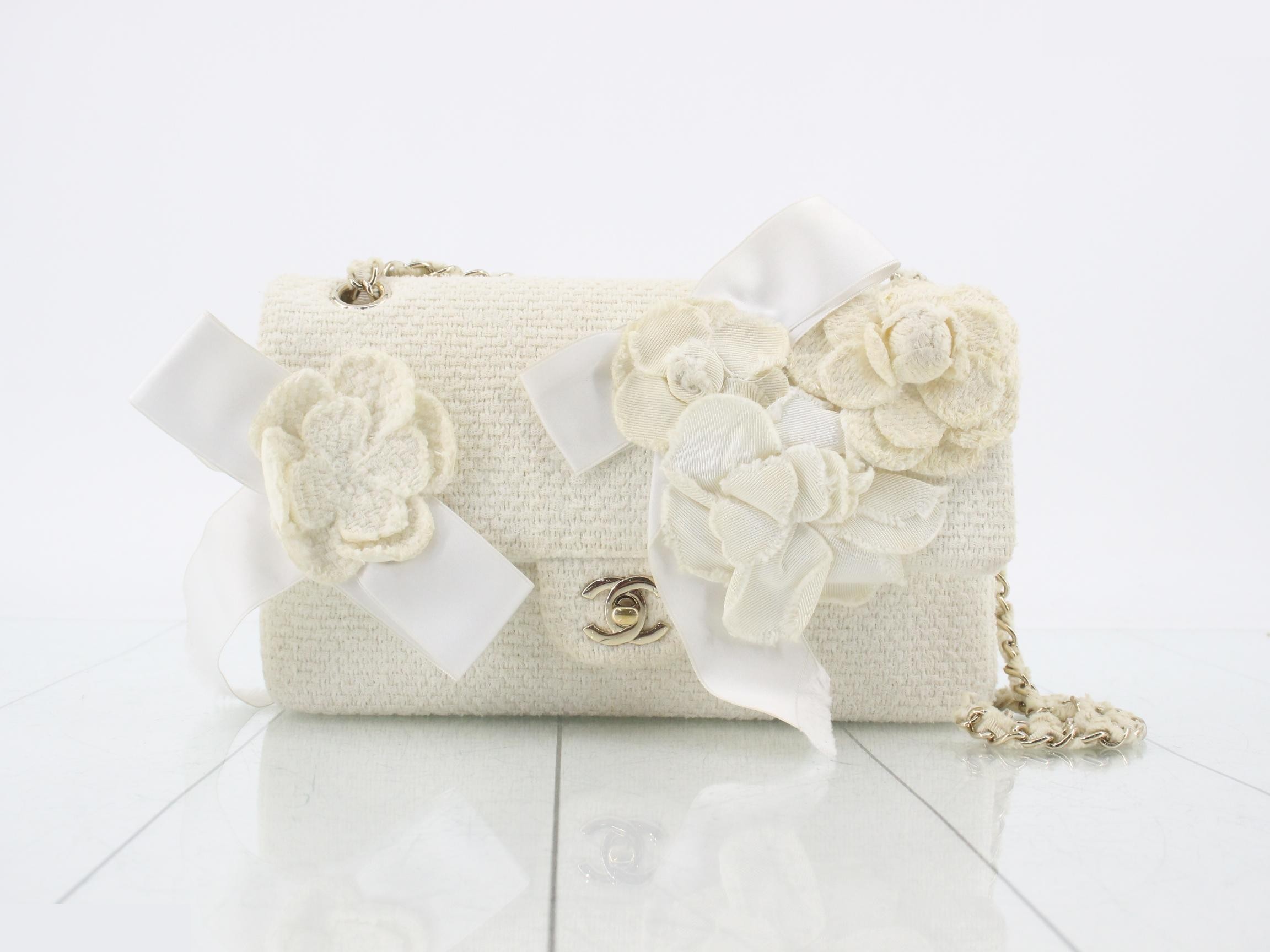Matelassé tweed camellia ribbon chain shoulder bag (random serial number)