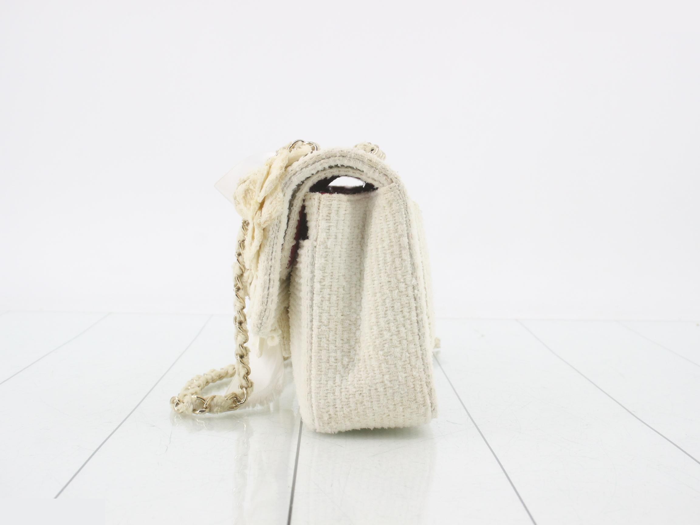 Matelassé tweed camellia ribbon chain shoulder bag (random serial number) — view 3