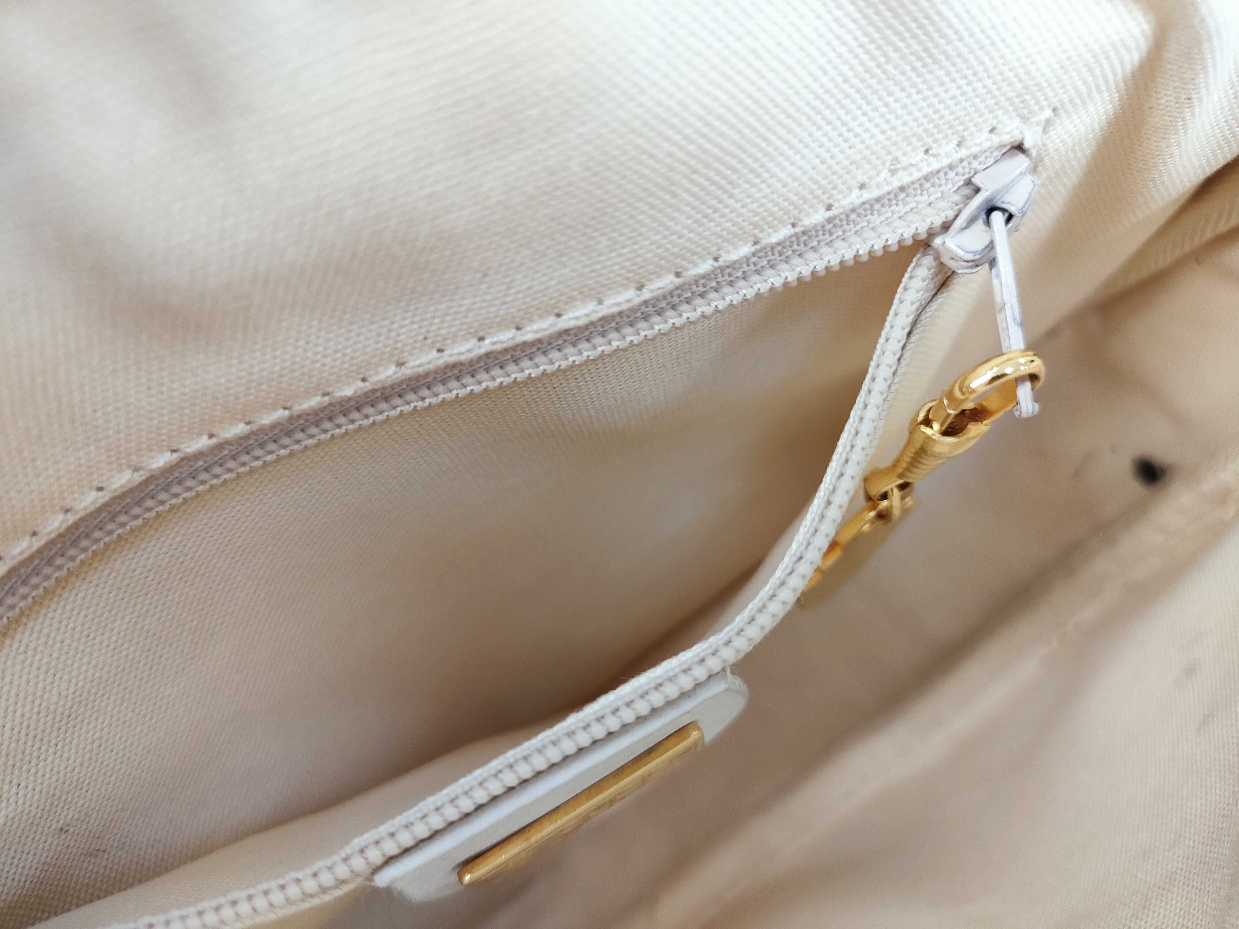 Flora Shoulder Bag — view 11