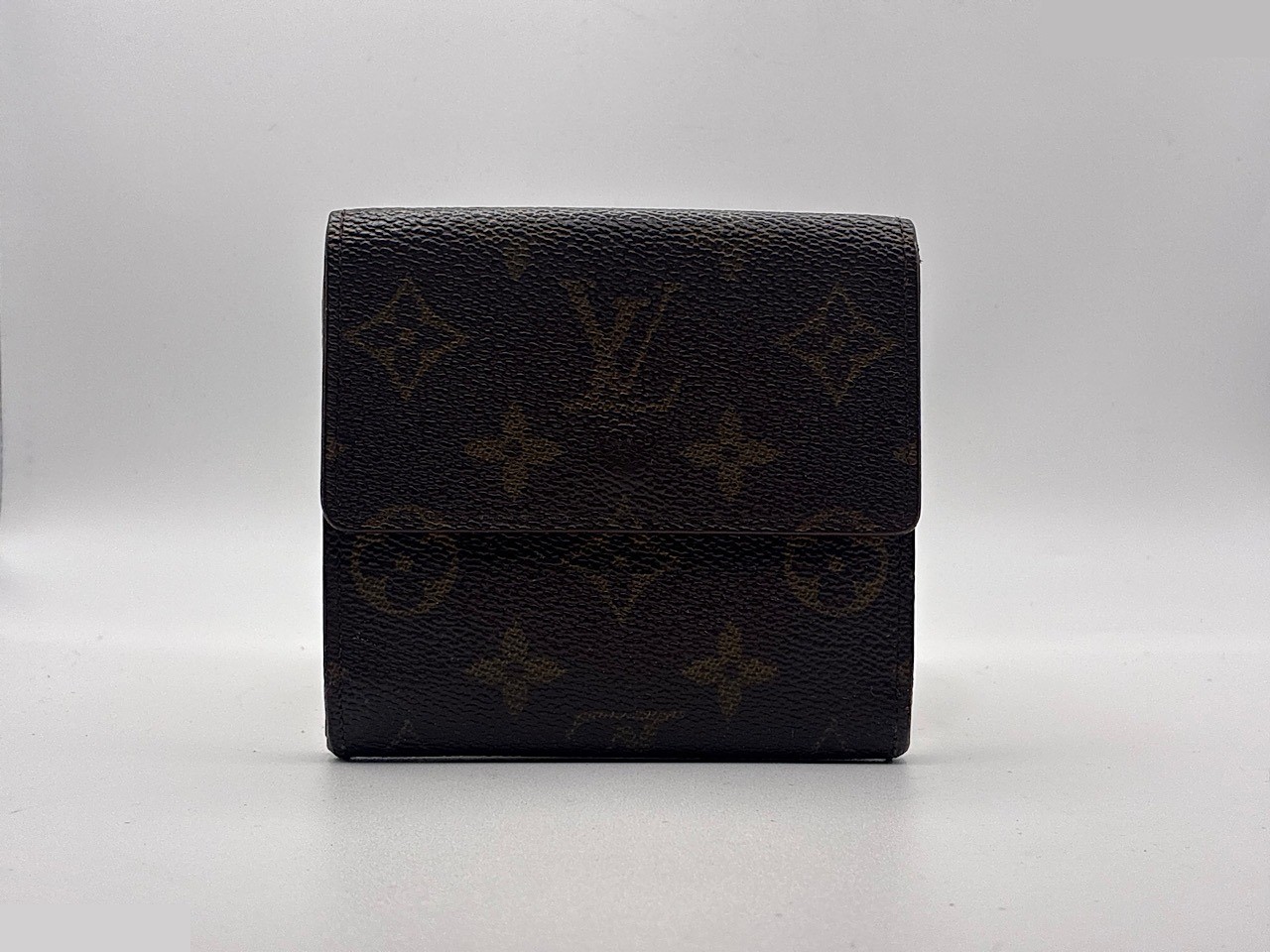 Monogram Credit — view 2