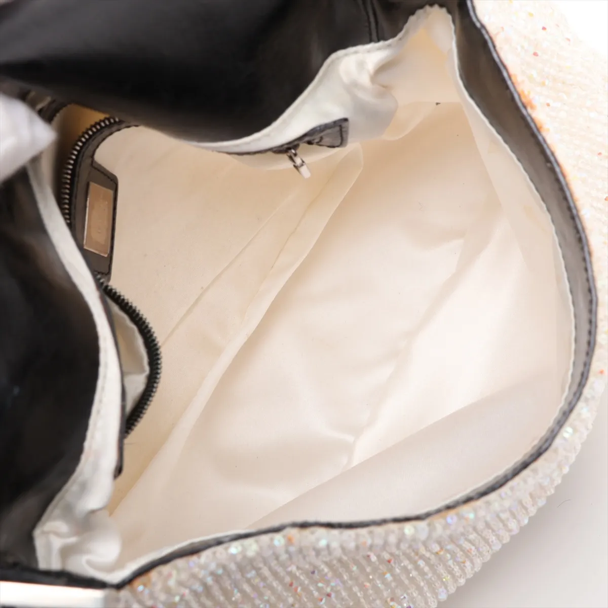 Mamma Bucket 26325 Beaded x Calf Hair Shoulder Bag White x Black — view 7