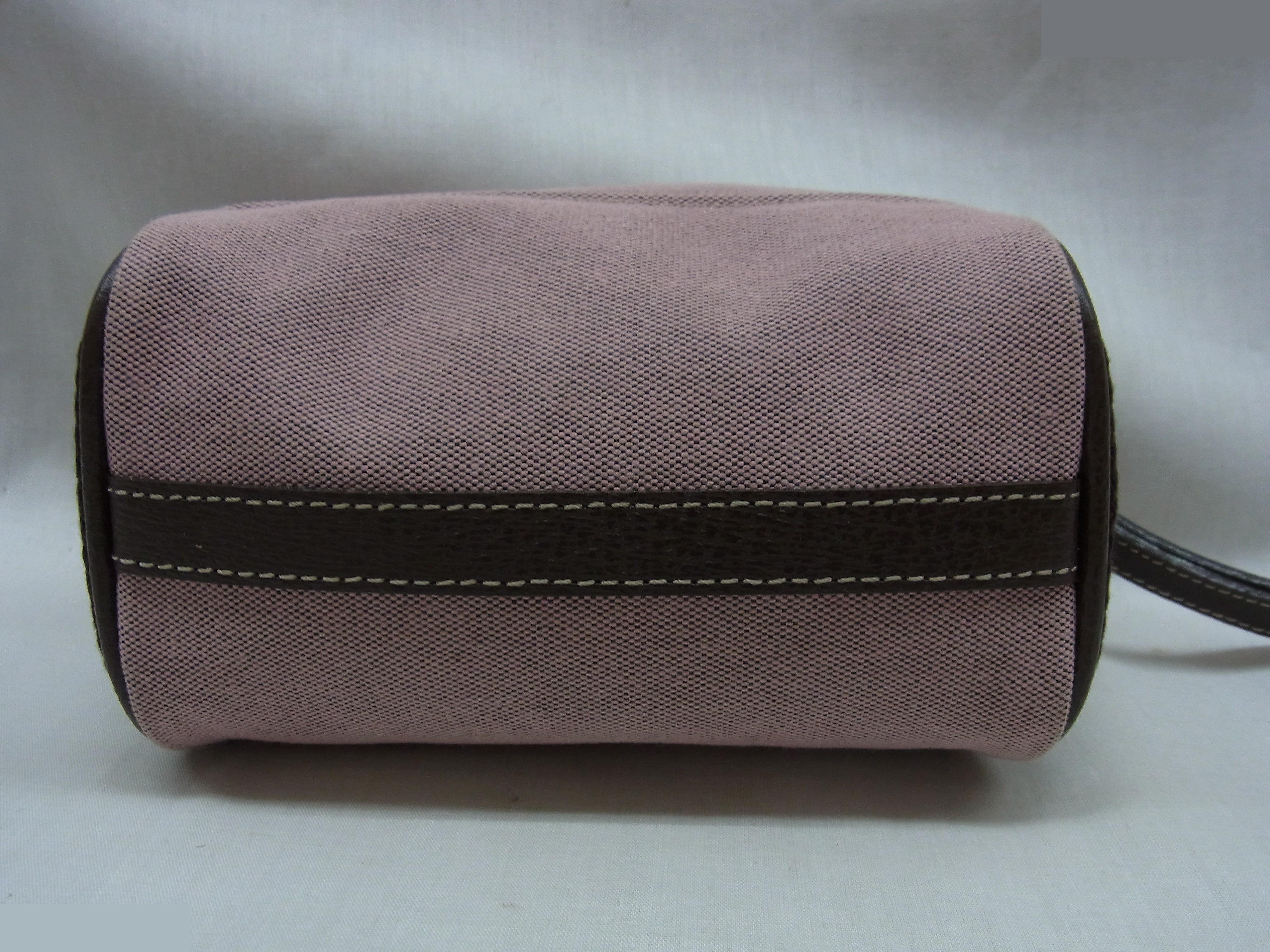 Pink pouch — view 3