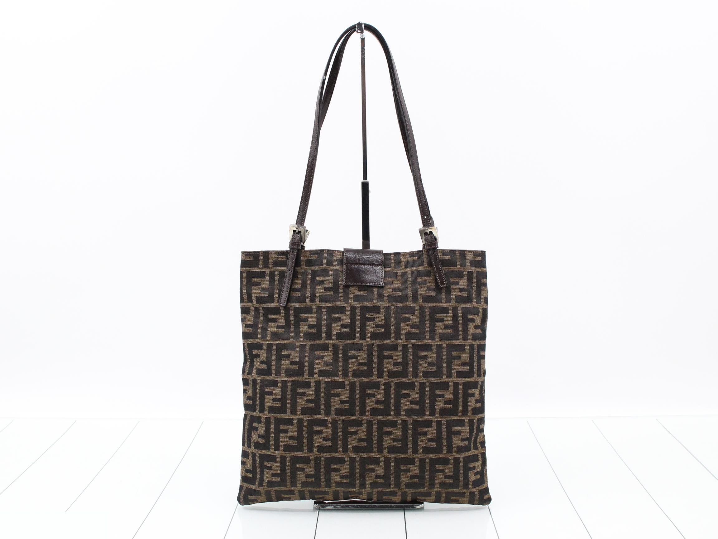 ZUCCA (Bag) - Mamma Bucket Tote Bag — view 2