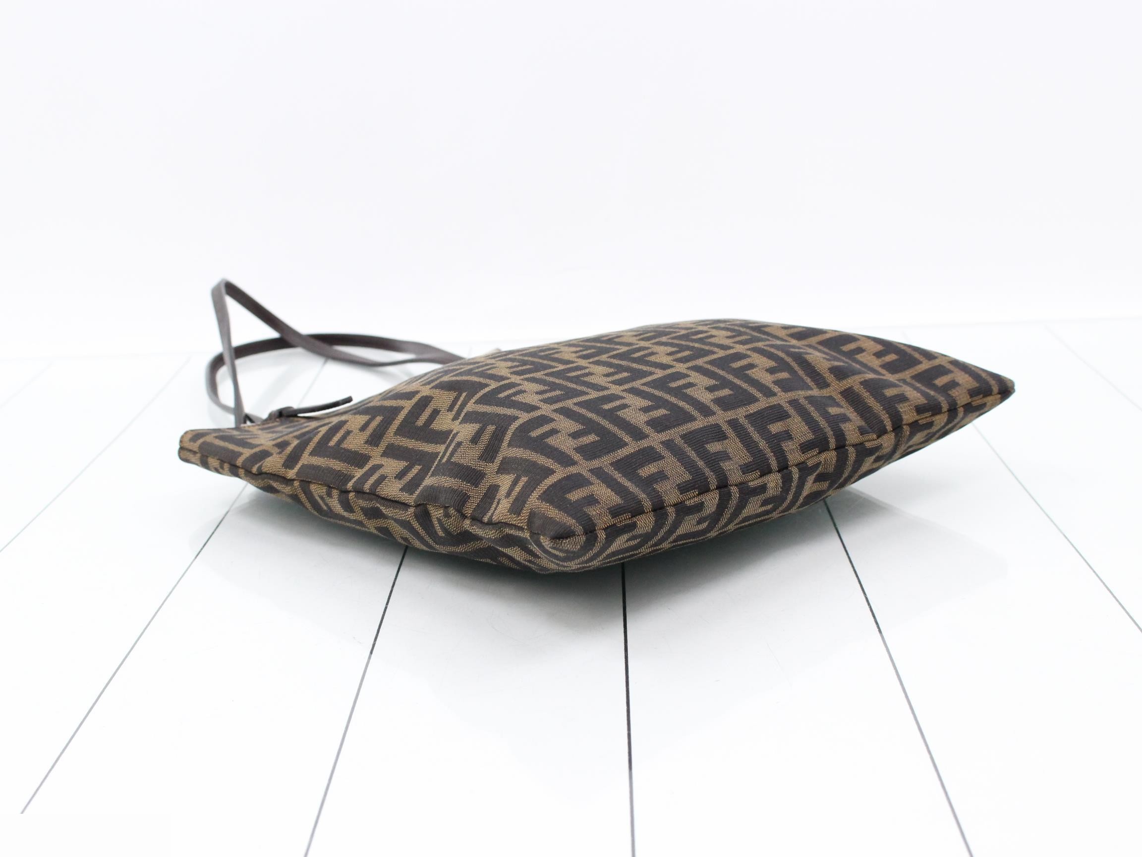 ZUCCA (Bag) - Mamma Bucket Tote Bag — view 5