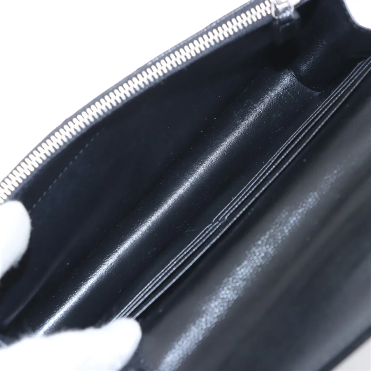 Cassandra Leather Chain Wallet, Black, 393953 — view 6
