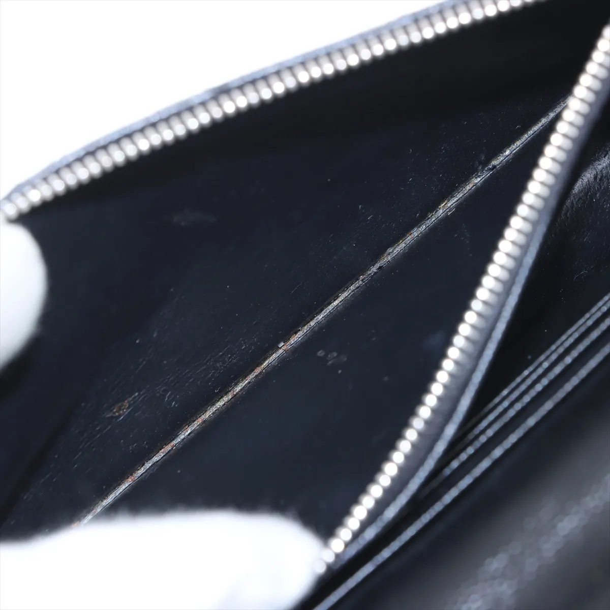 Cassandra Leather Chain Wallet, Black, 393953 — view 8