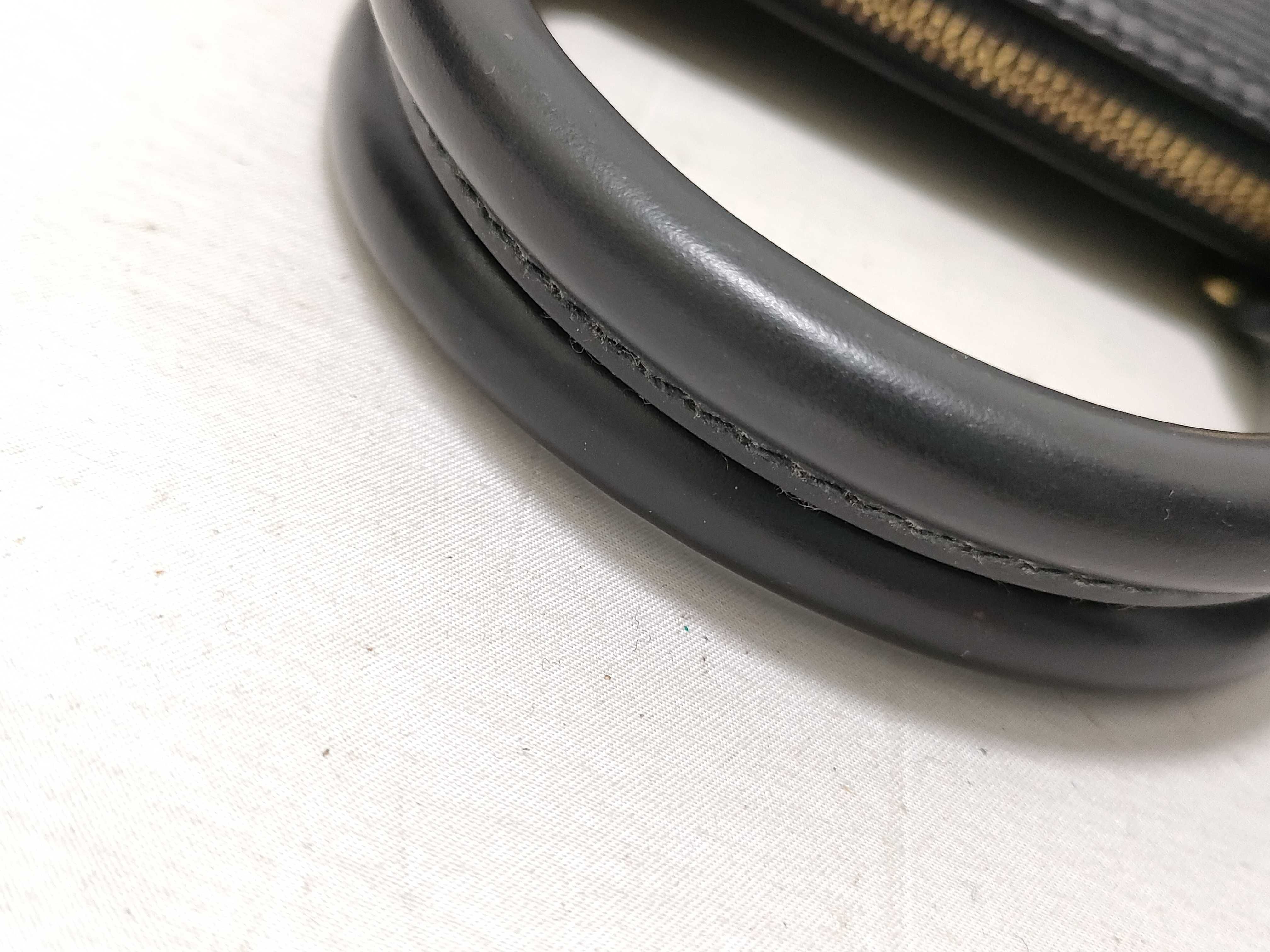 Epi Alma PM Noir Handbag — view 4