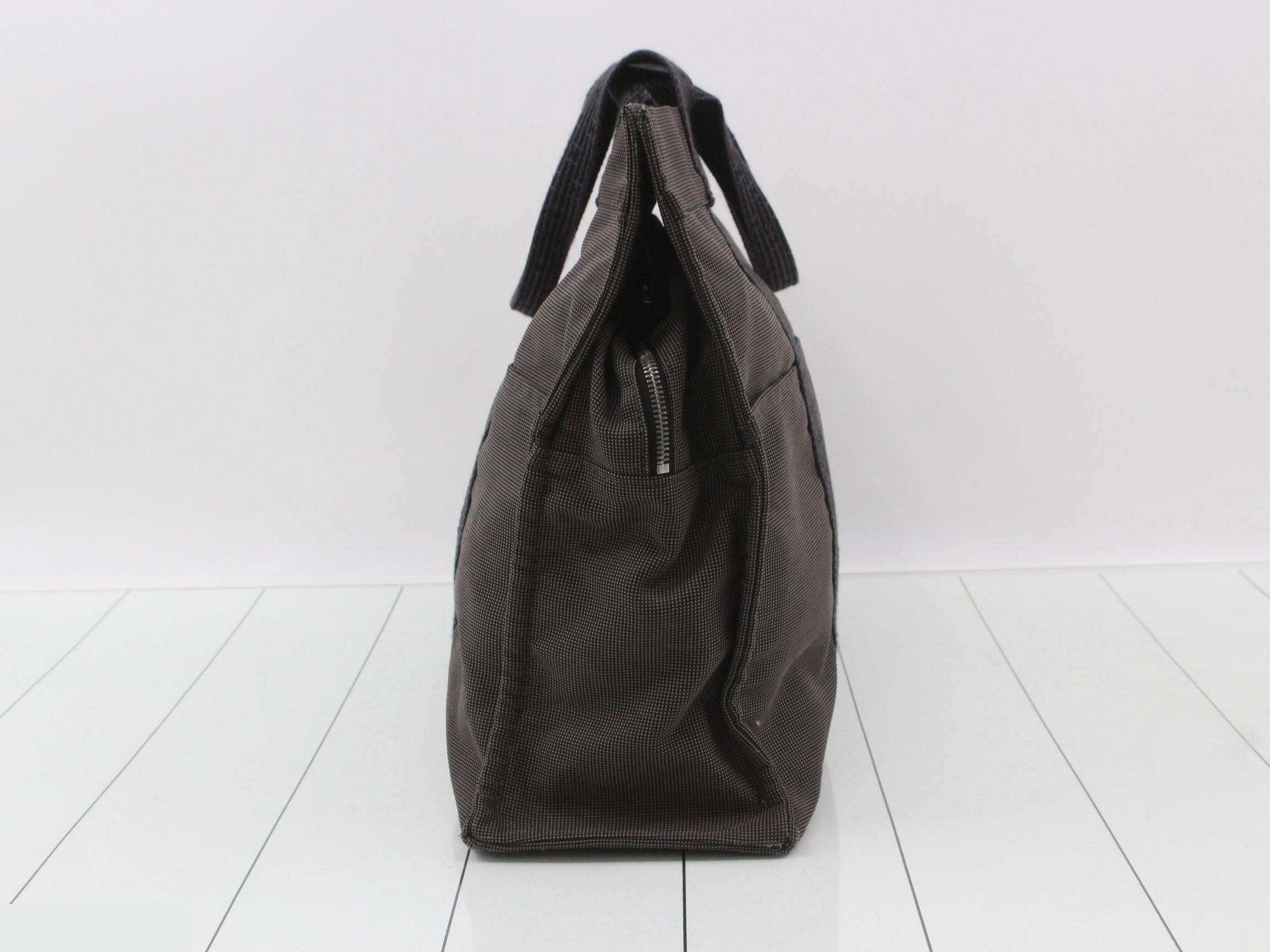 Aile Line Tote GM, Gray Canvas — view 3