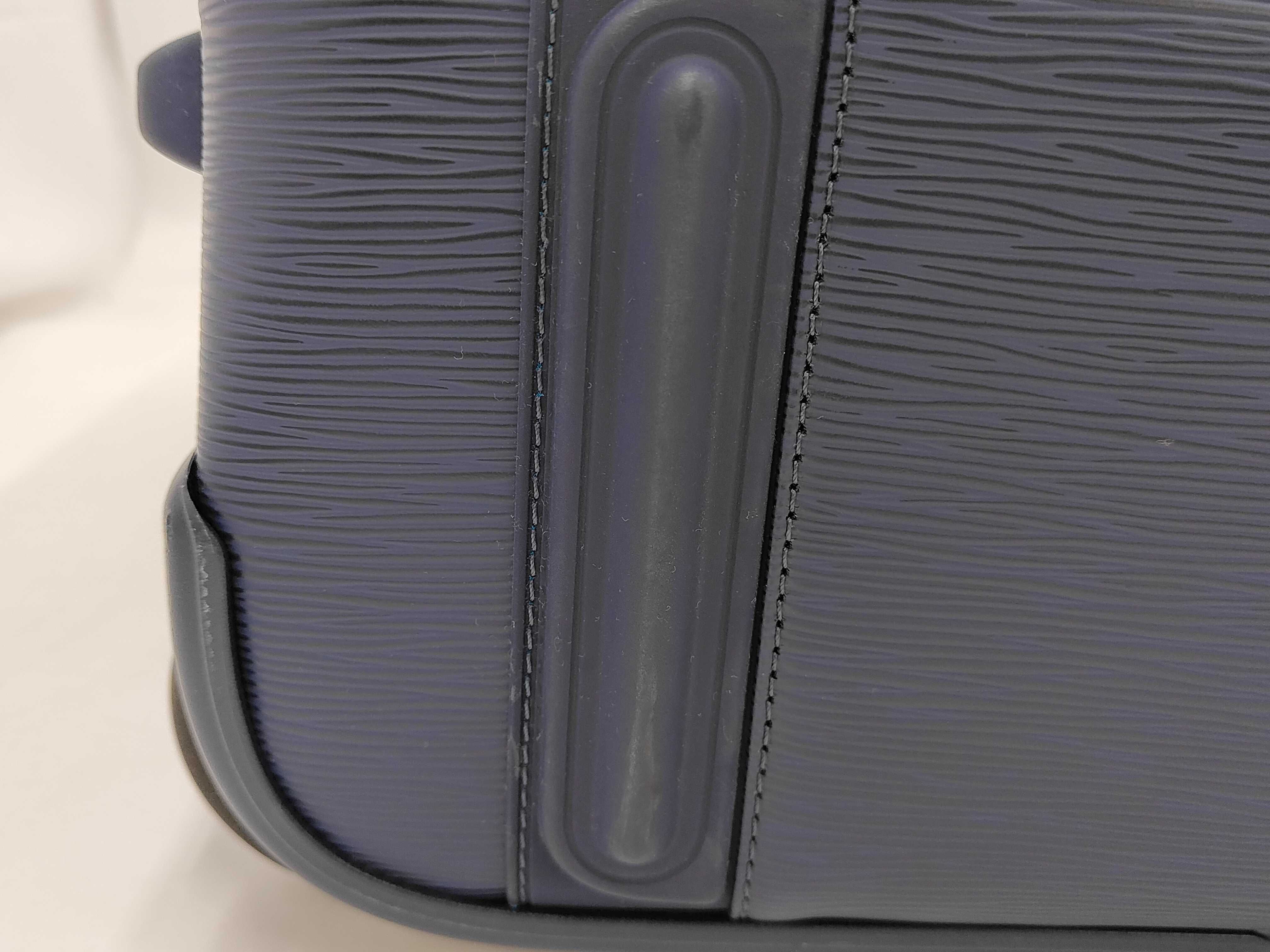 LV Epi Pegase Carry Bag — view 11