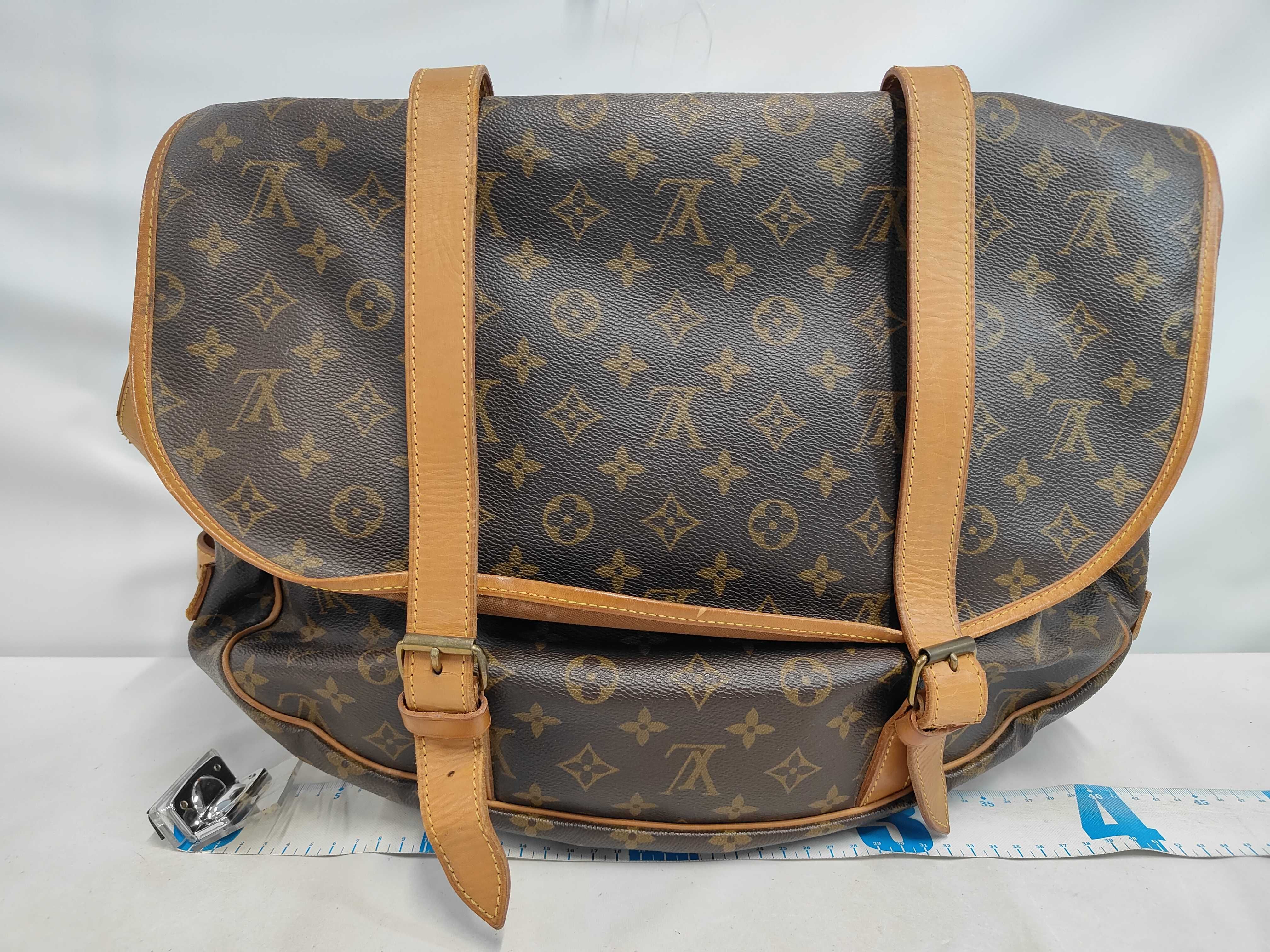 Saumur Shoulder Bag — view 2