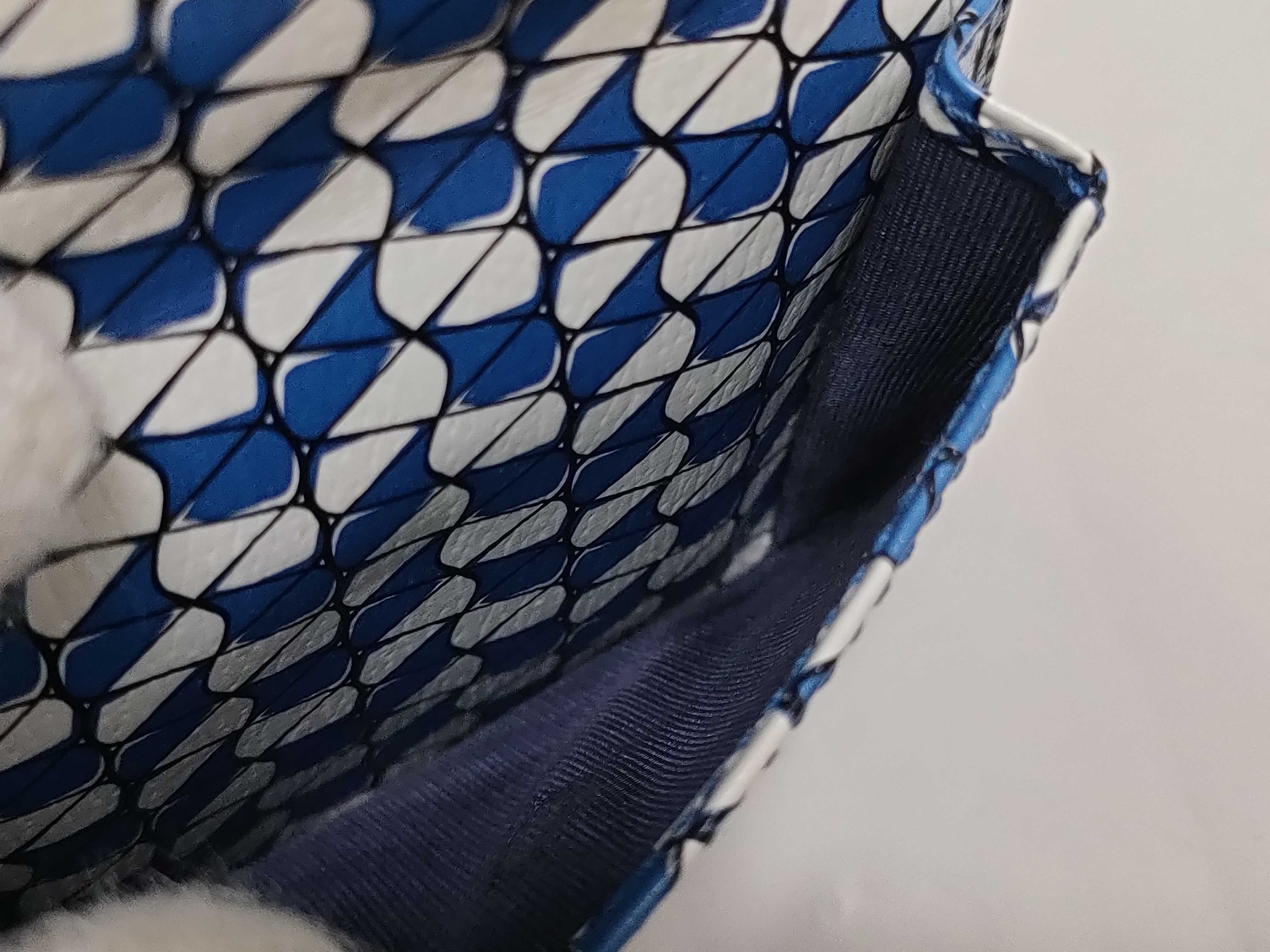 Interlocking G Folding Wallet — view 10