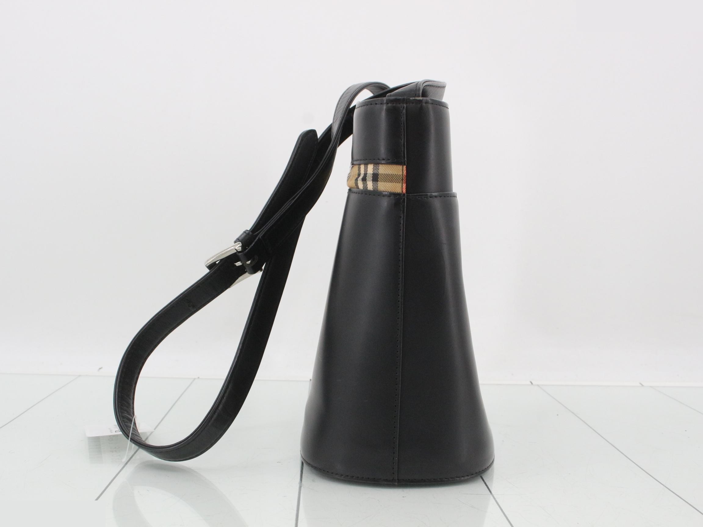 Bucket shoulder bag — view 3