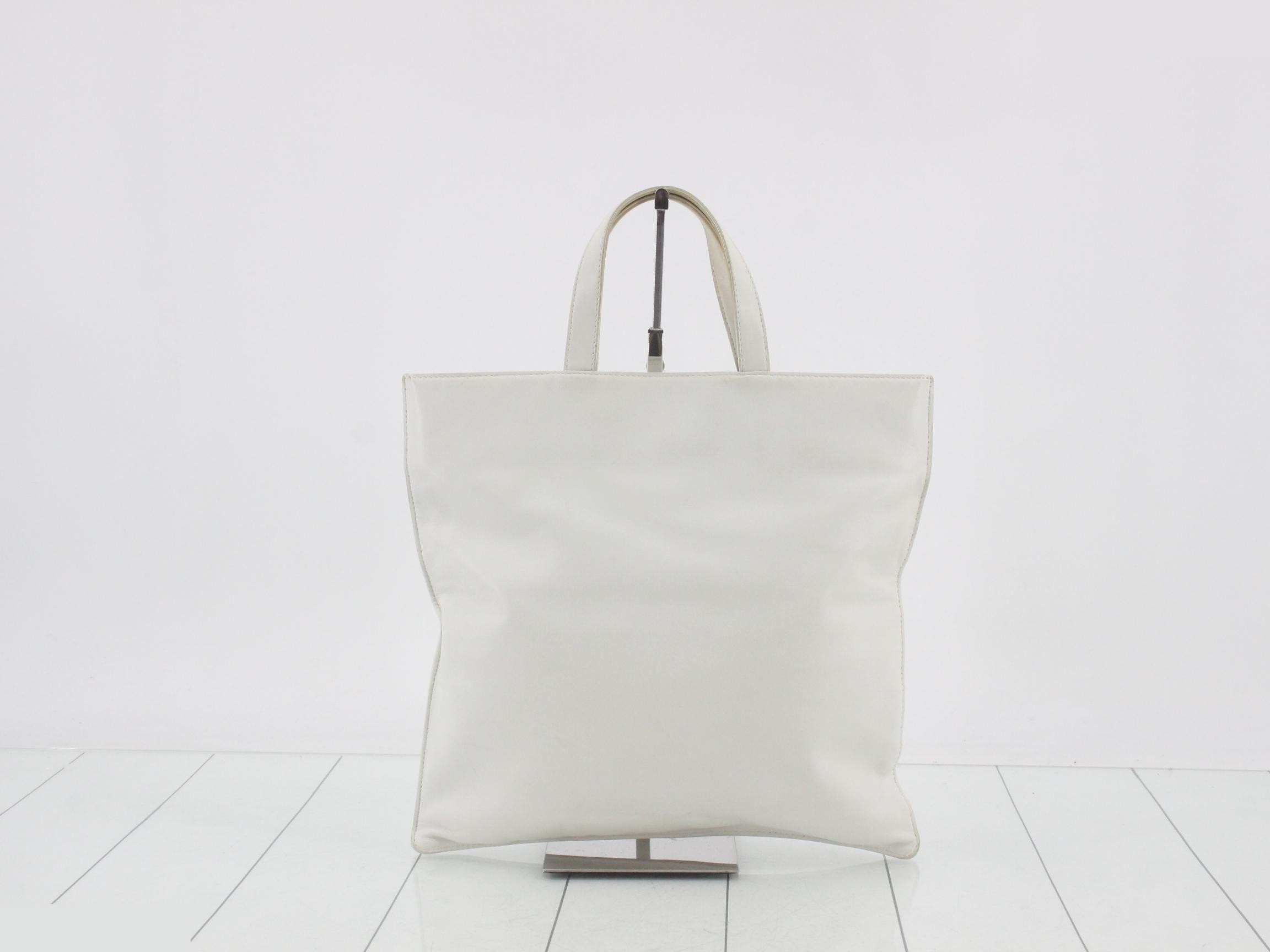 handbag — view 2