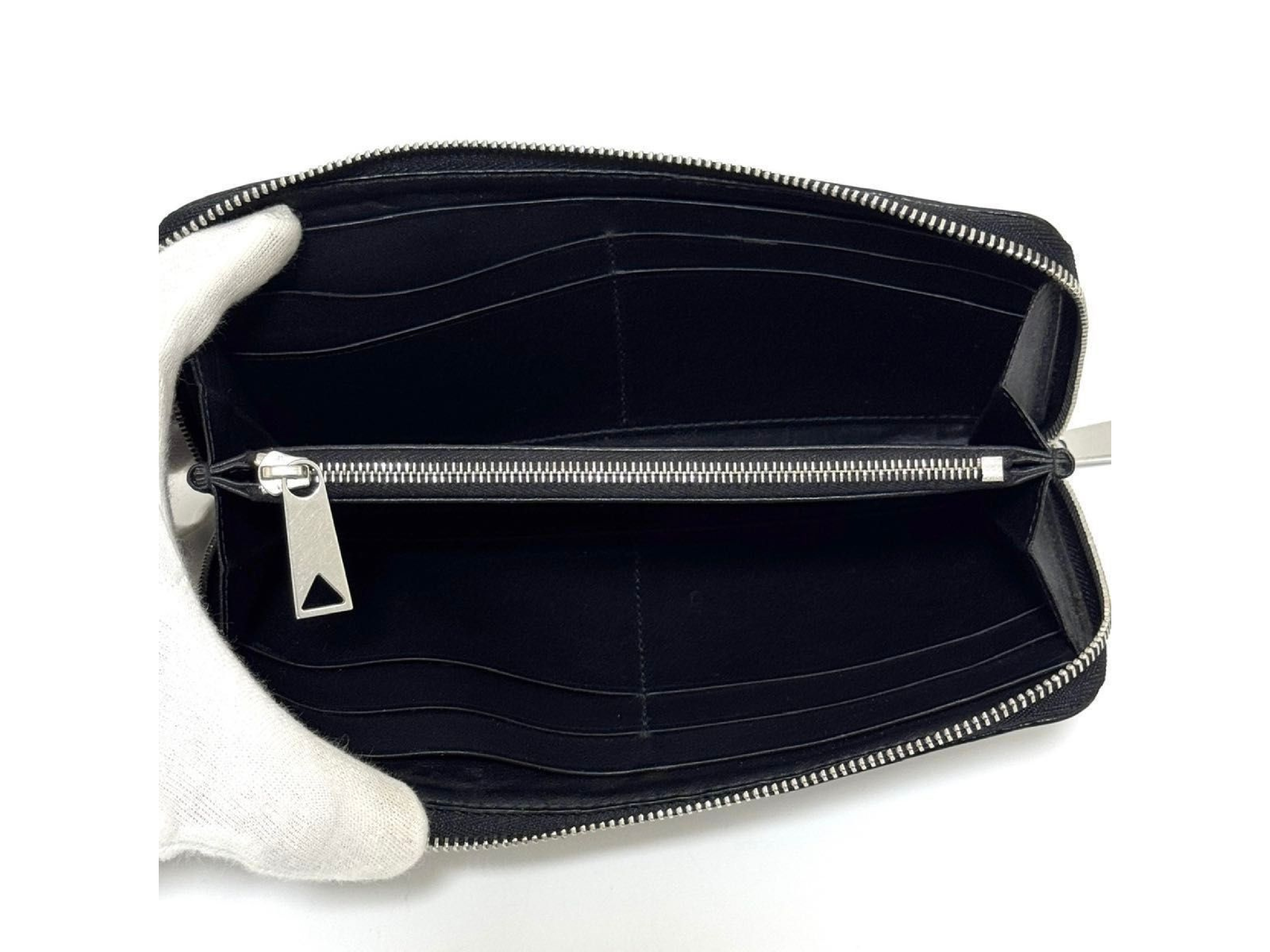 Intrecciato Long Wallet, Black Leather, Genuine Leather Wallet — view 9