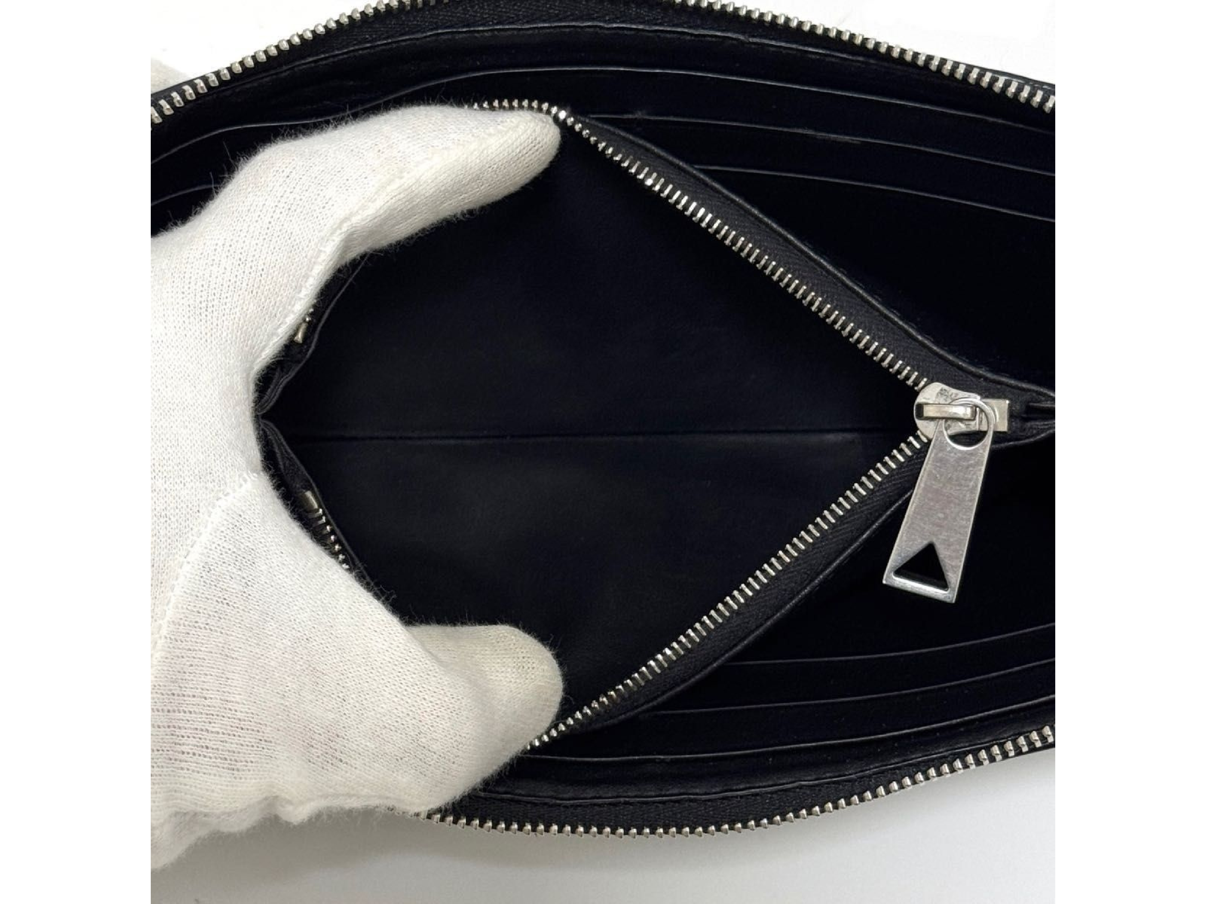 Intrecciato Long Wallet, Black Leather, Genuine Leather Wallet — view 10