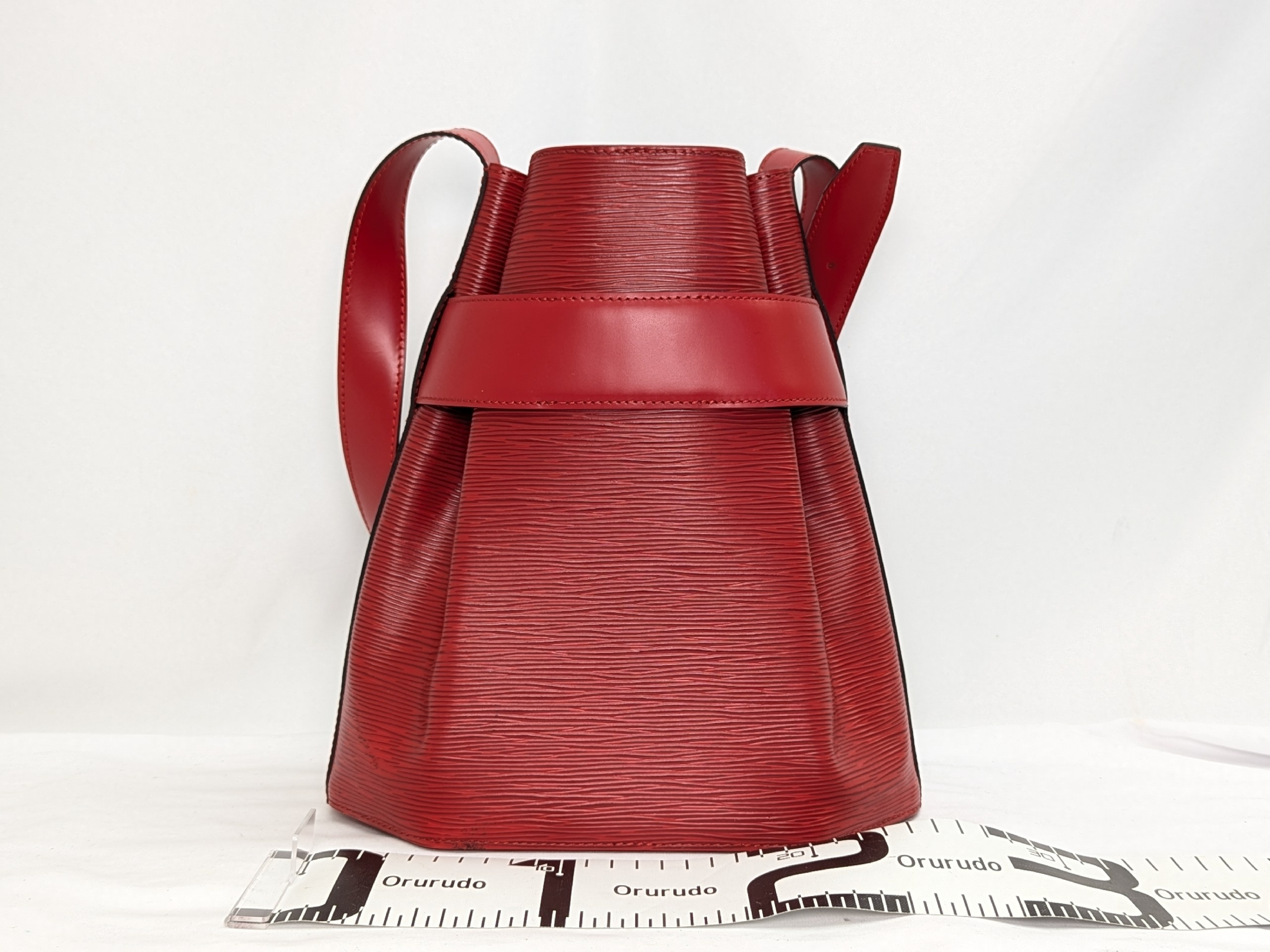 M80207 Epi Sac Depaule Shoulder Bag — view 2