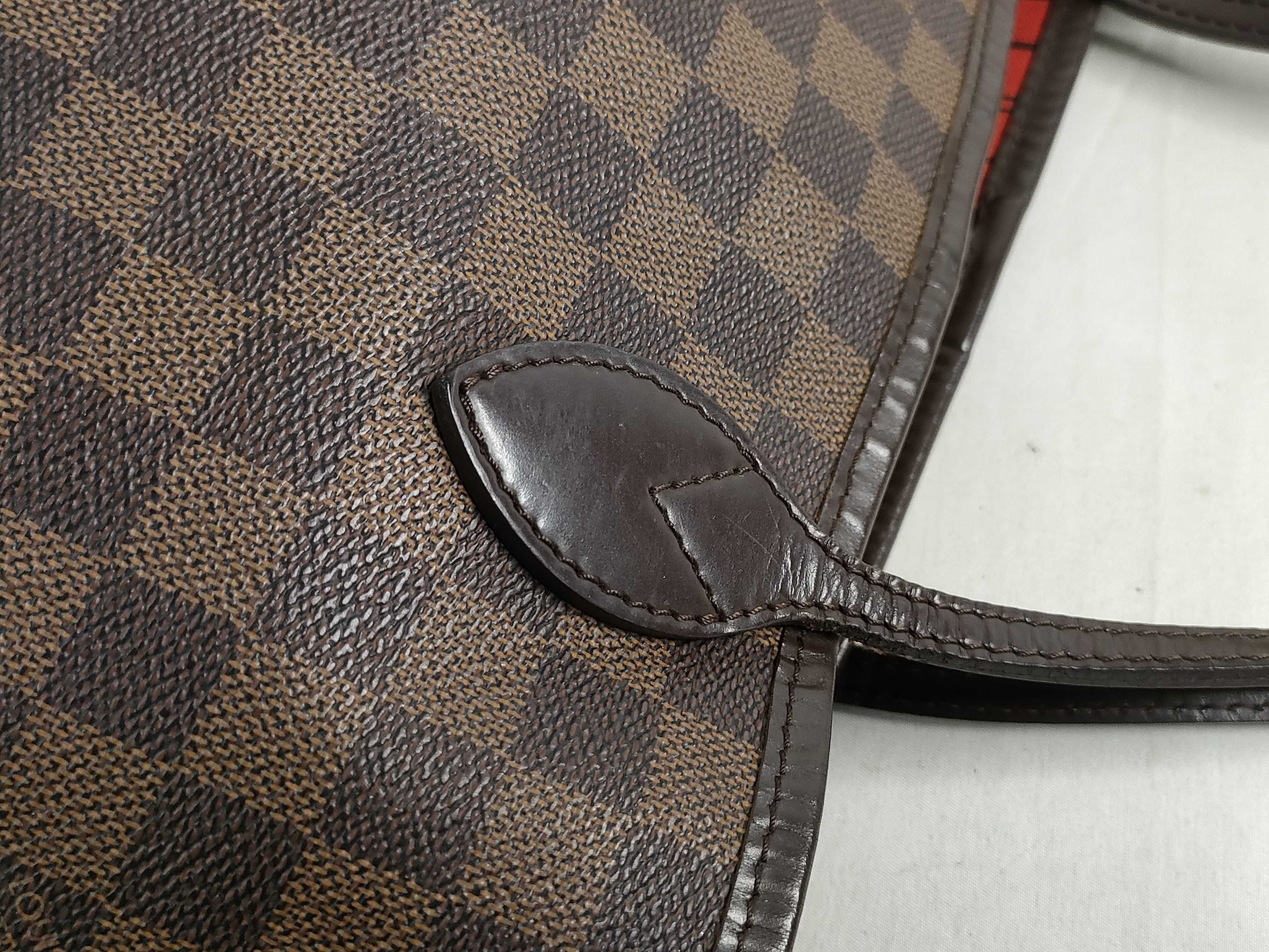 Damier LV N51105 Neverfull MM Tote Bag — view 5
