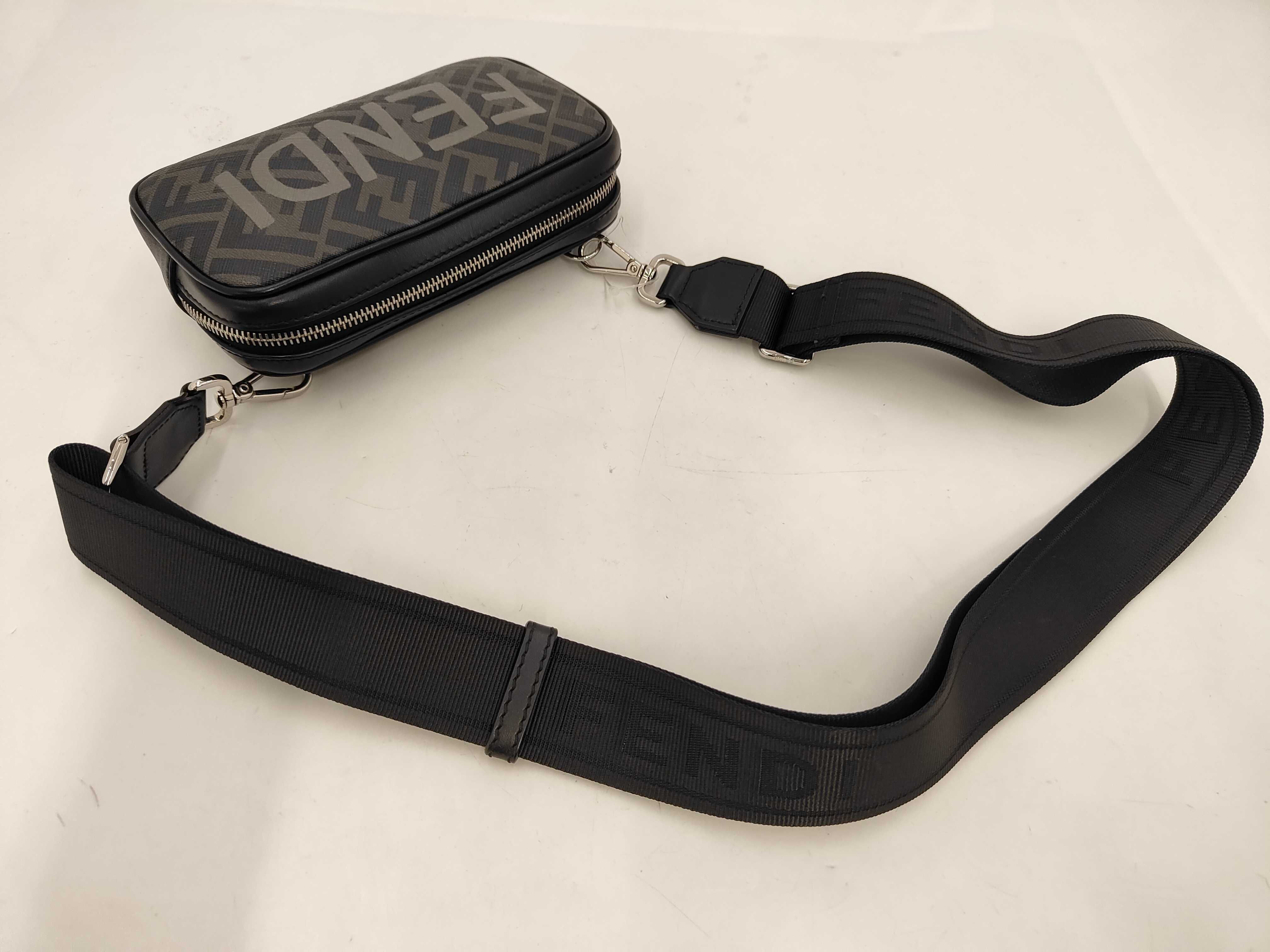 Camera Shoulder Bag (Shoulder Bag) — view 3