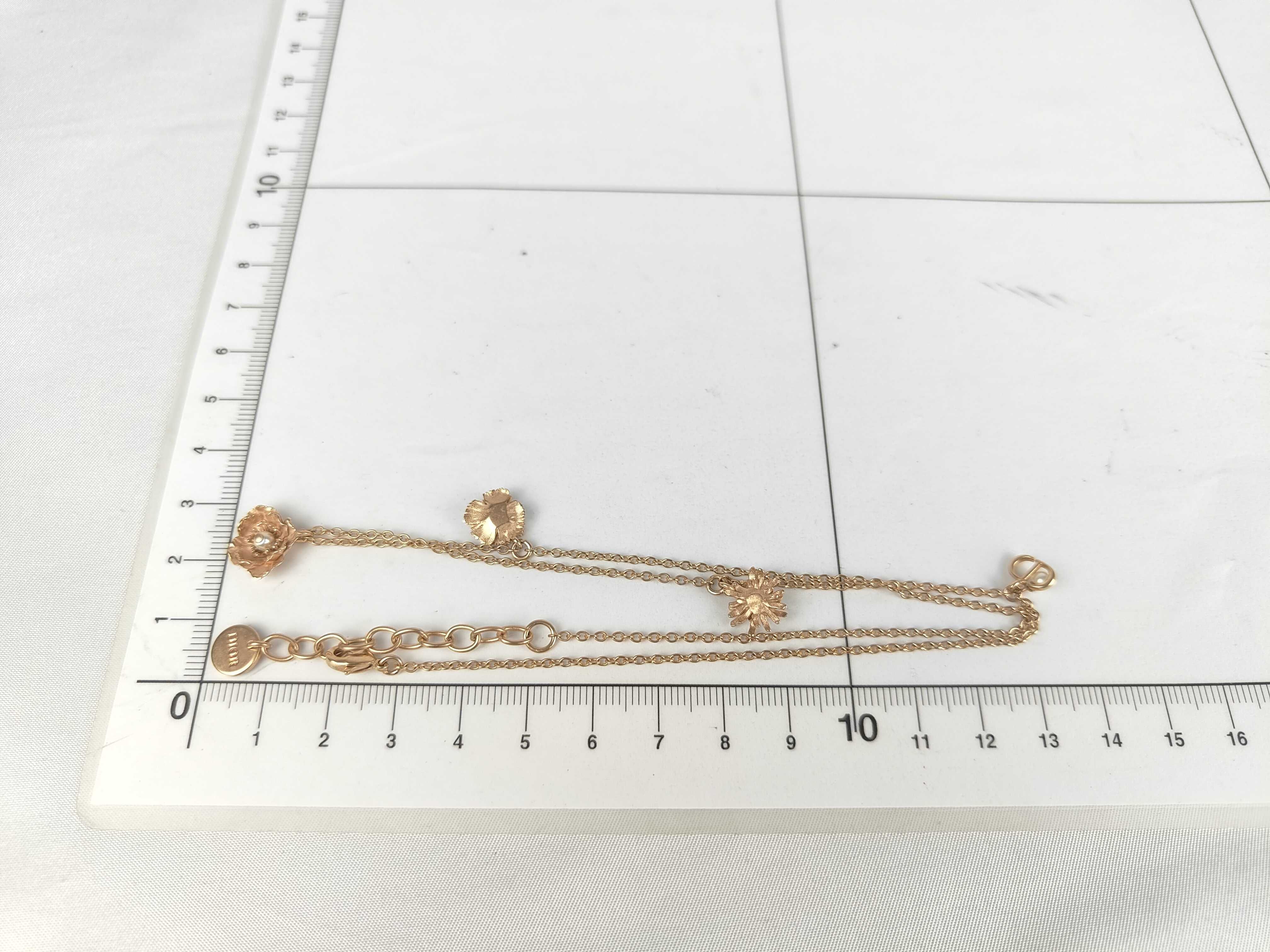 Flower Motif Pearl Necklace — view 12