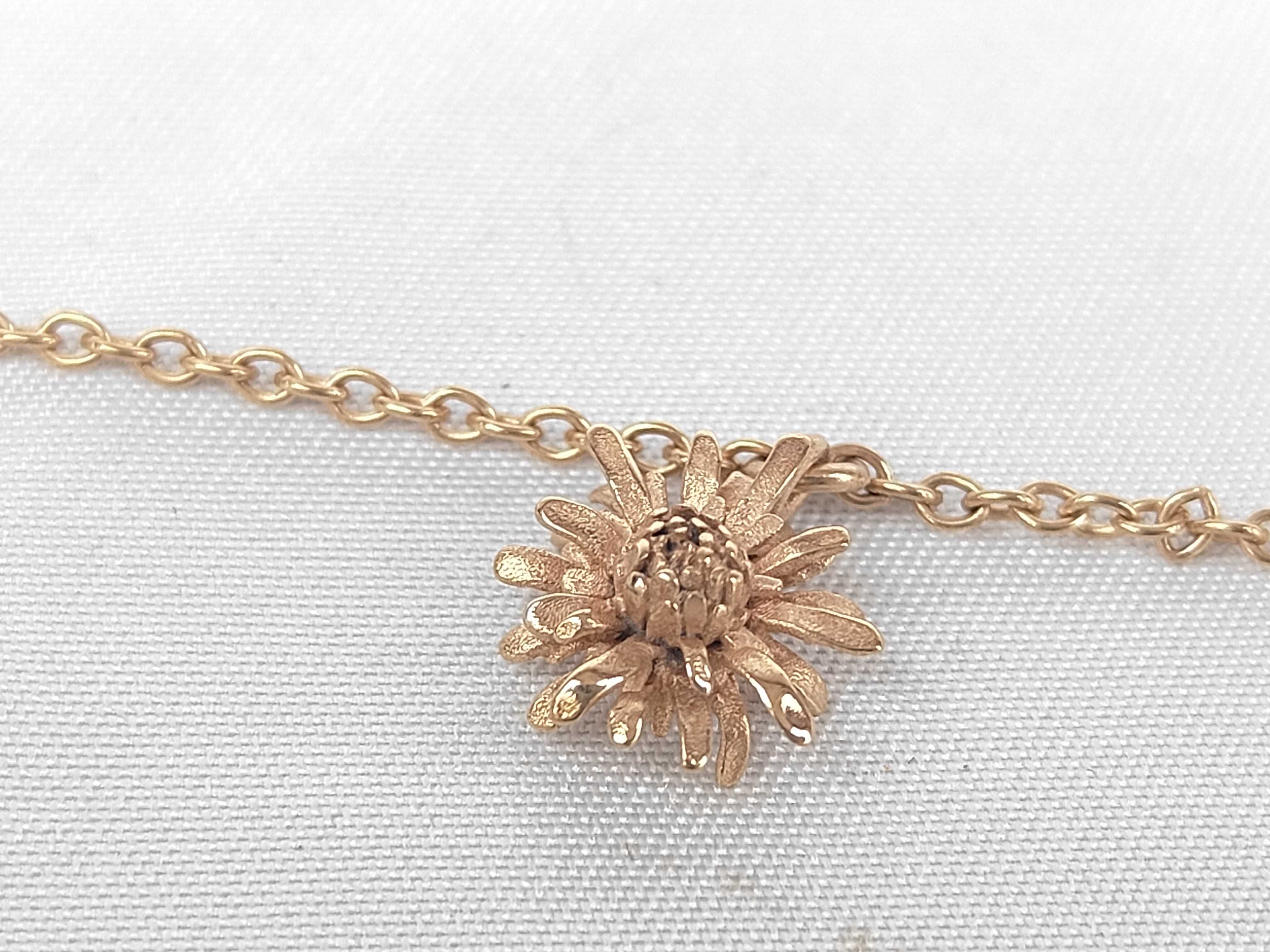 Flower Motif Pearl Necklace — view 4