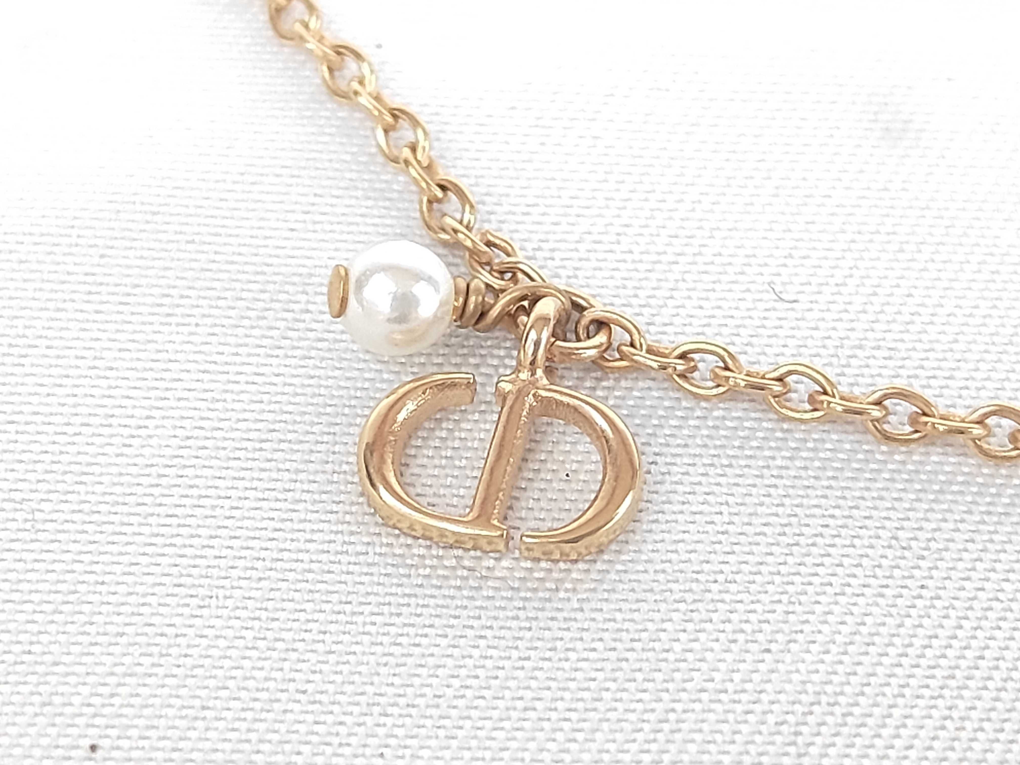 Flower Motif Pearl Necklace — view 5