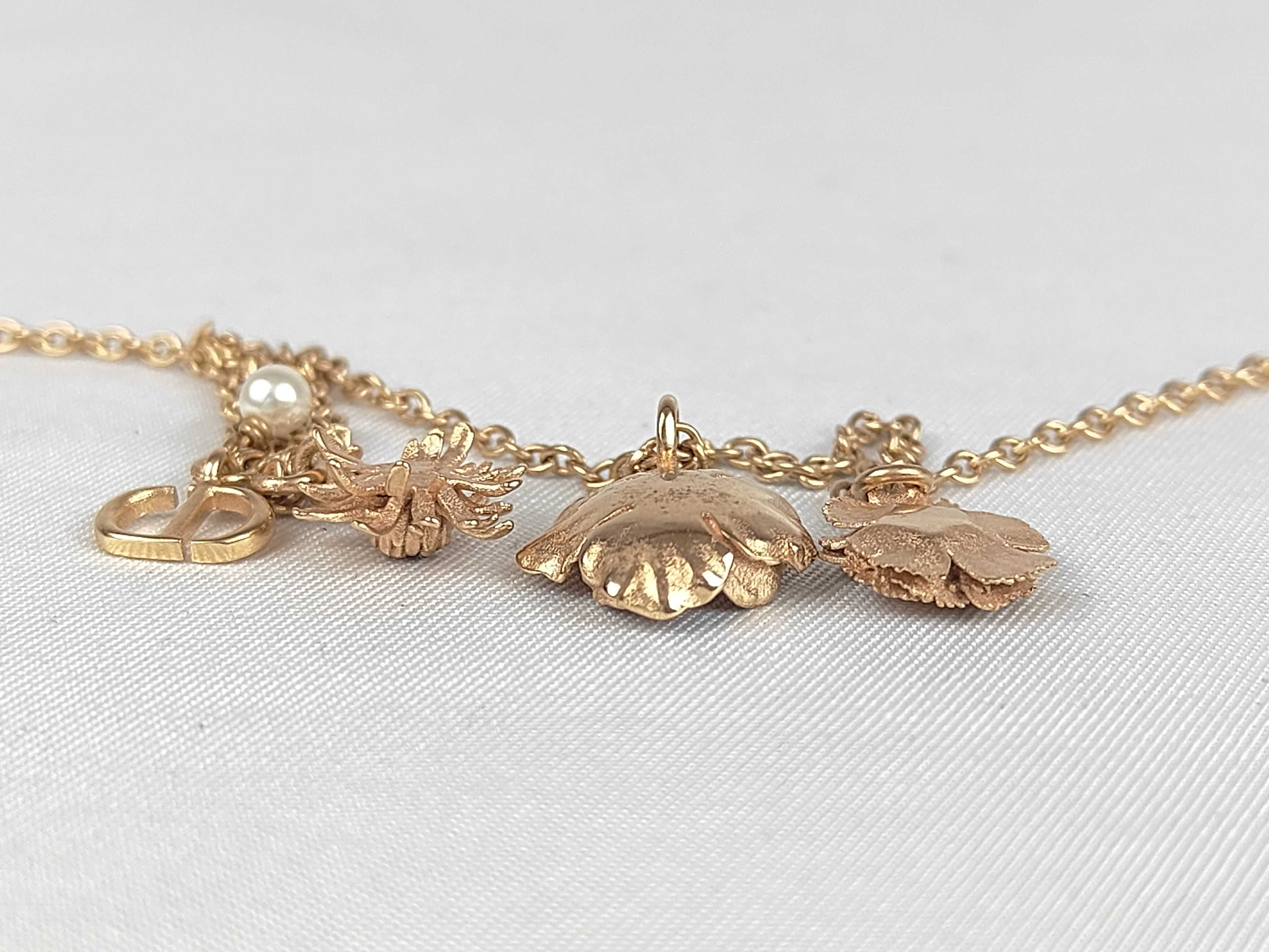 Flower Motif Pearl Necklace — view 6