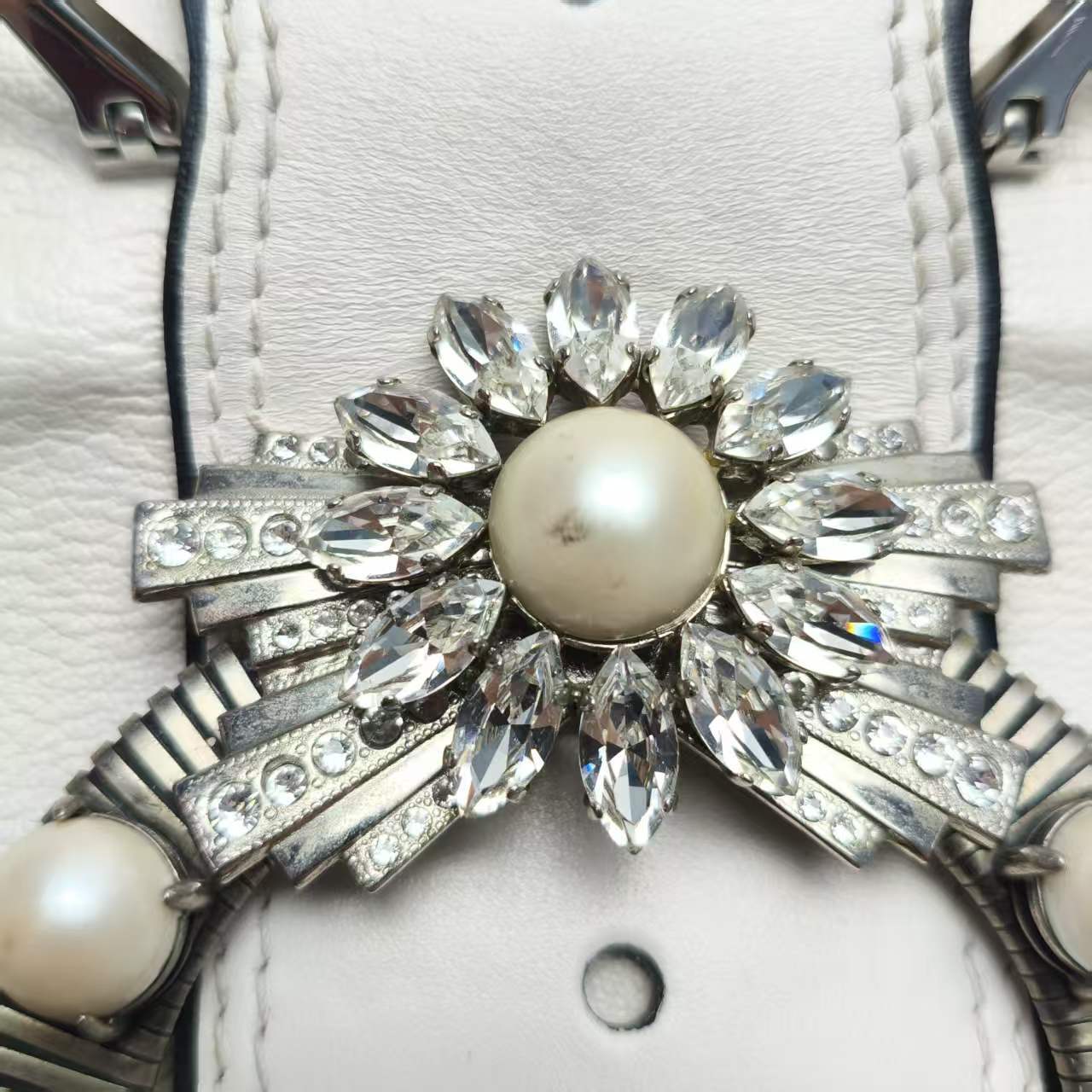 【*Shipped from: China*】Miu Miu Crystal Leather Shoulder Bag — view 9
