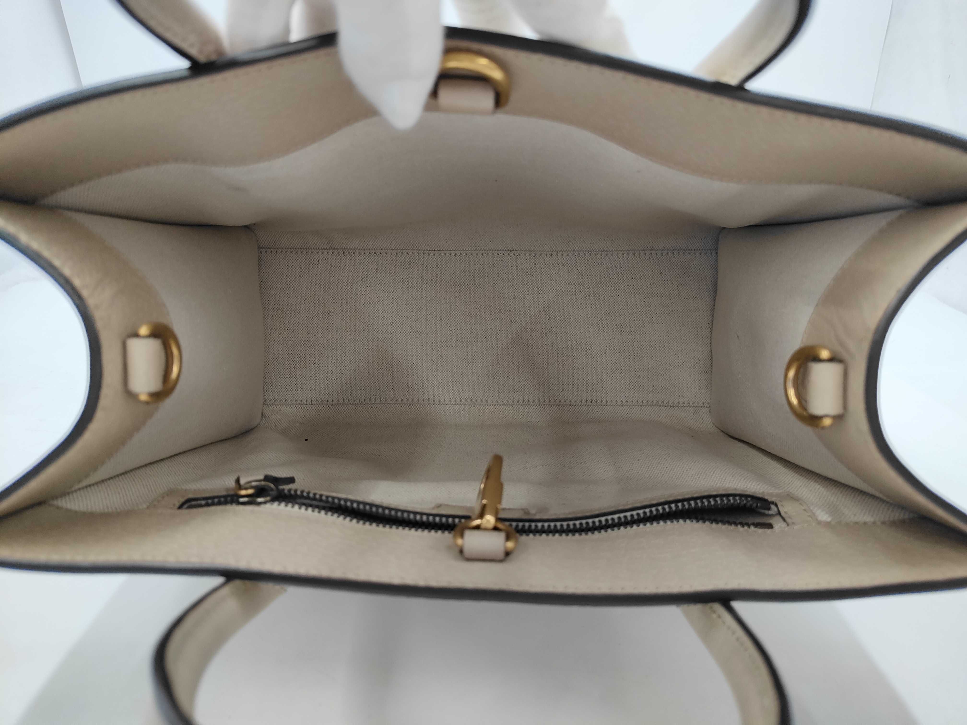 GG Supreme Small Tote Bag 659983 Handbag — view 9