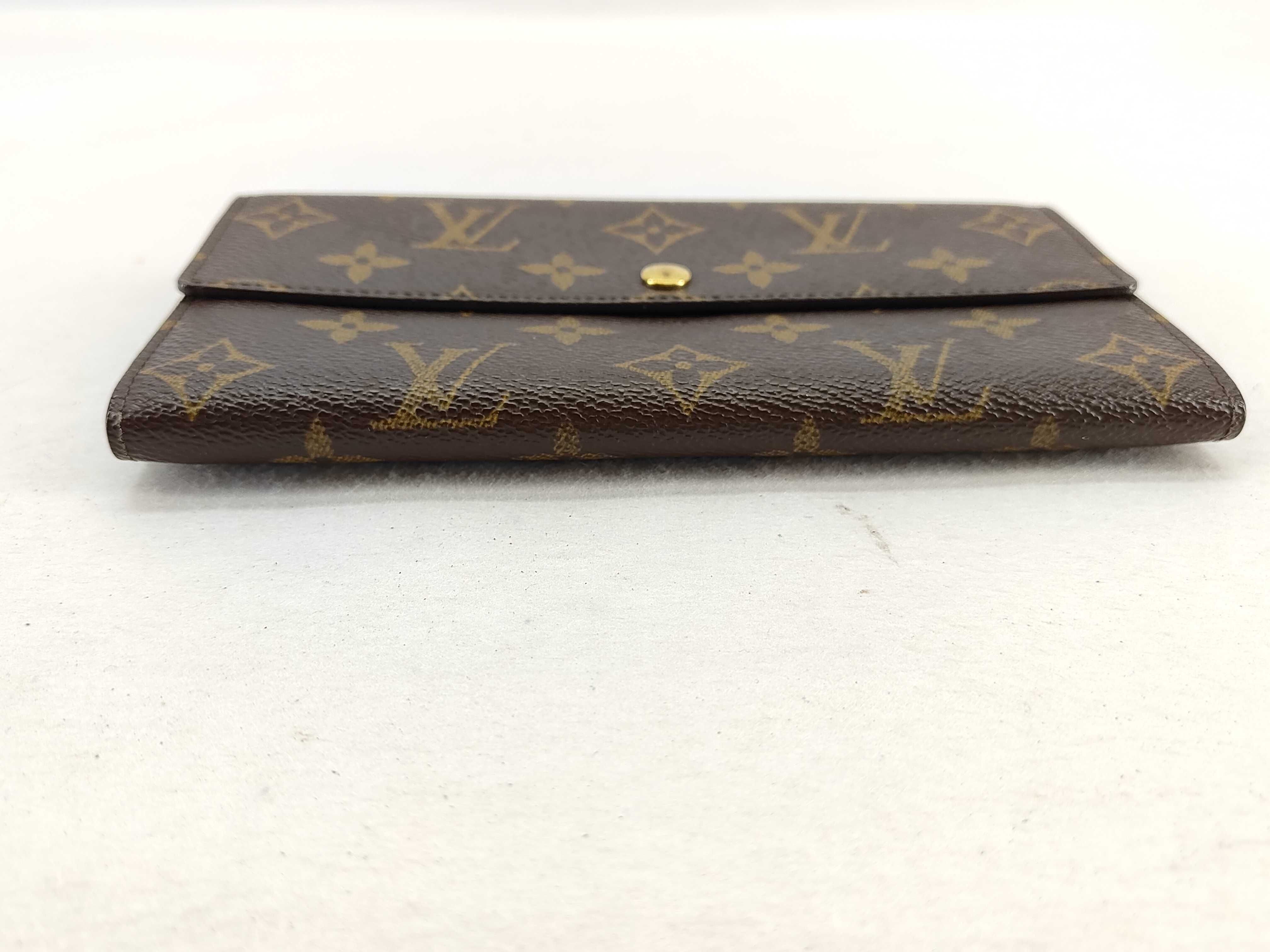 Monogram Porte Monnaie Credit M61725 Wallet — view 4