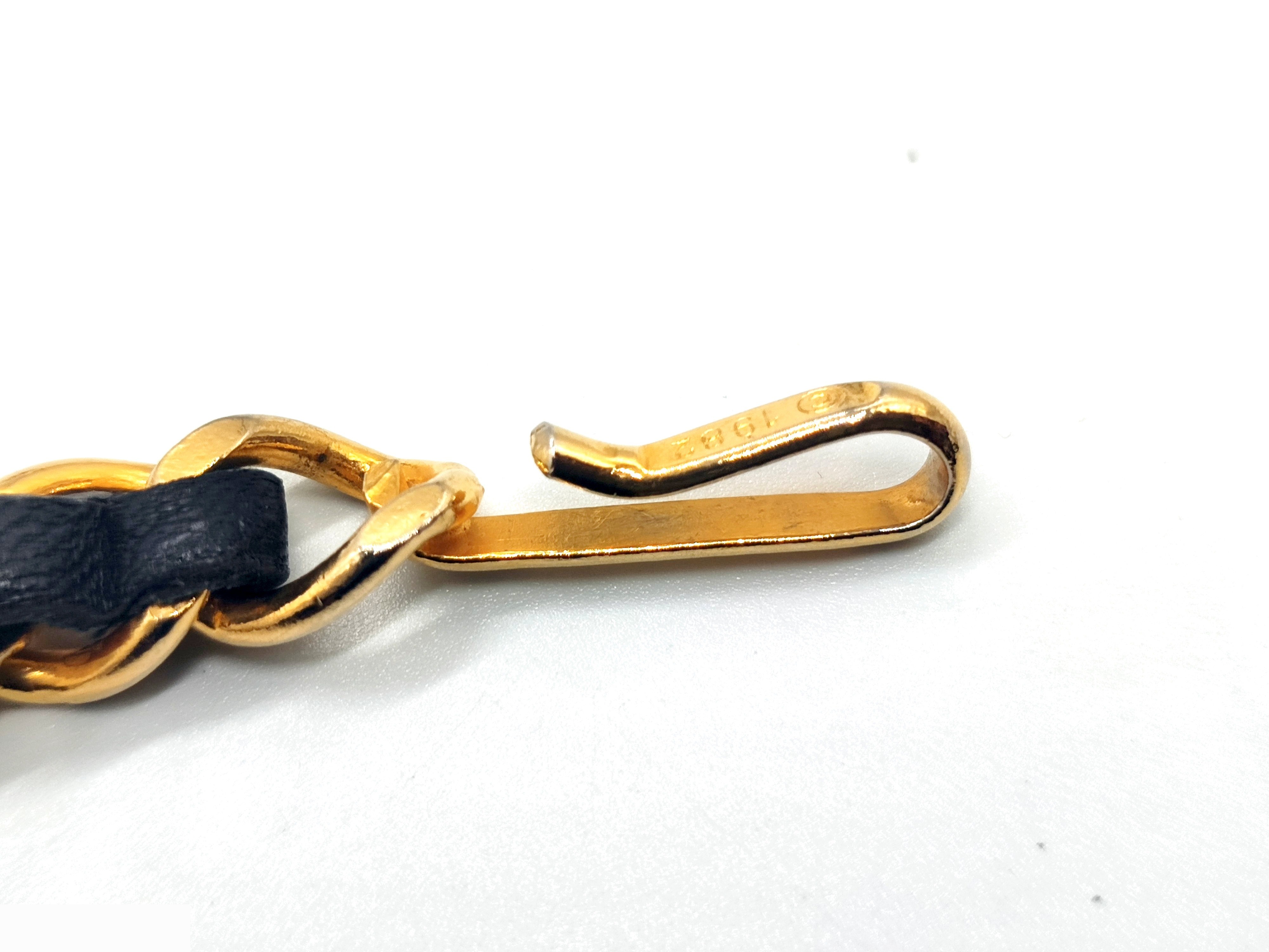 Coco Mark Leather Chain Belt — view 9