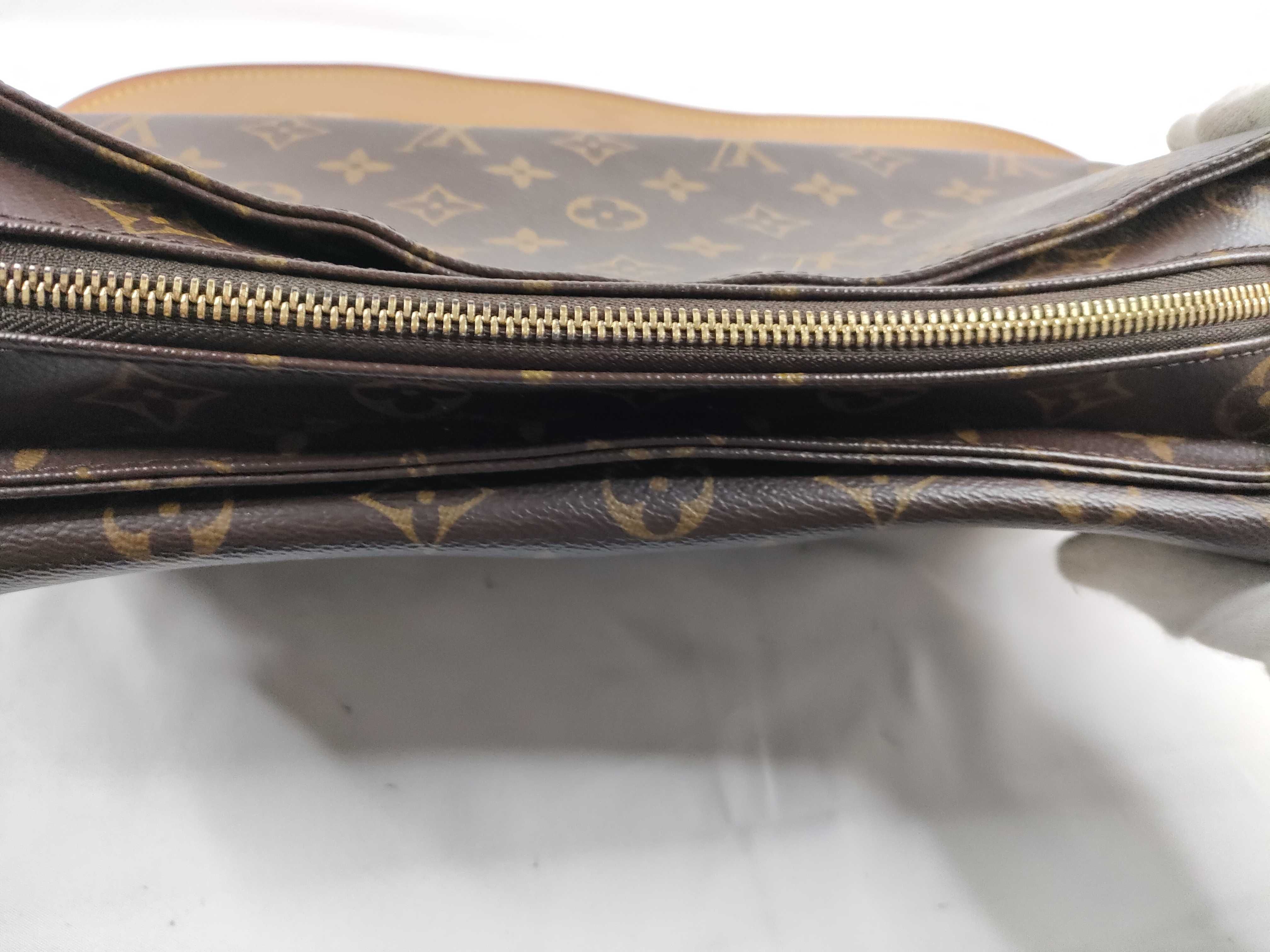 Monogram Louis Vuitton Monogram Vivacite MM Shoulder Bag — view 9