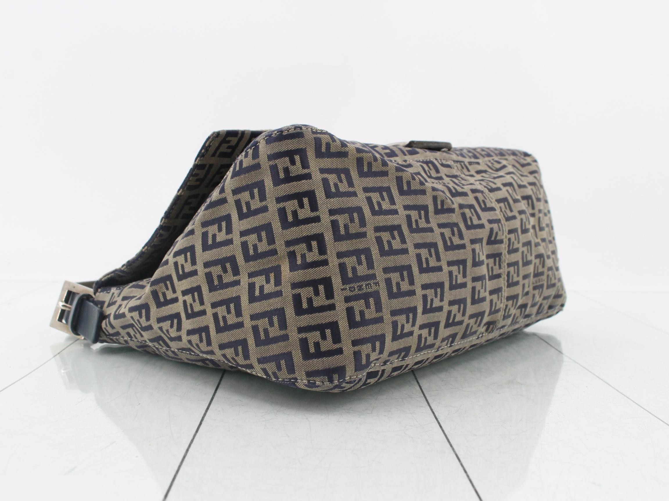ZUCCA Mamma Bucket Shoulder Bag — view 5