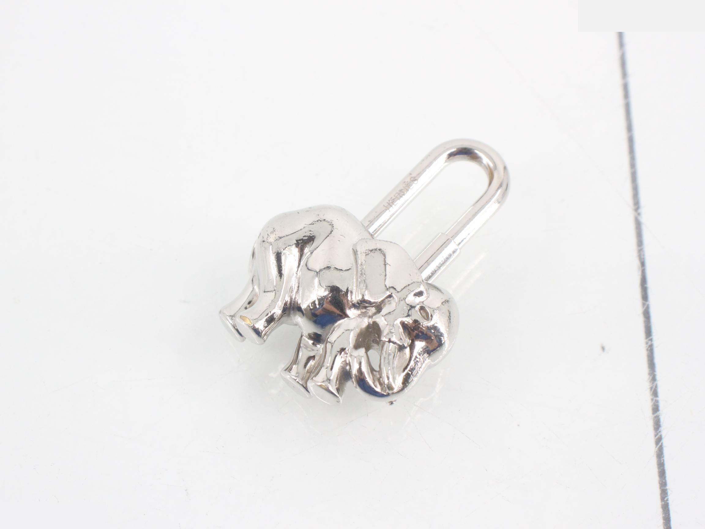 Cadena Bag Charm, Elephant Design, Silver