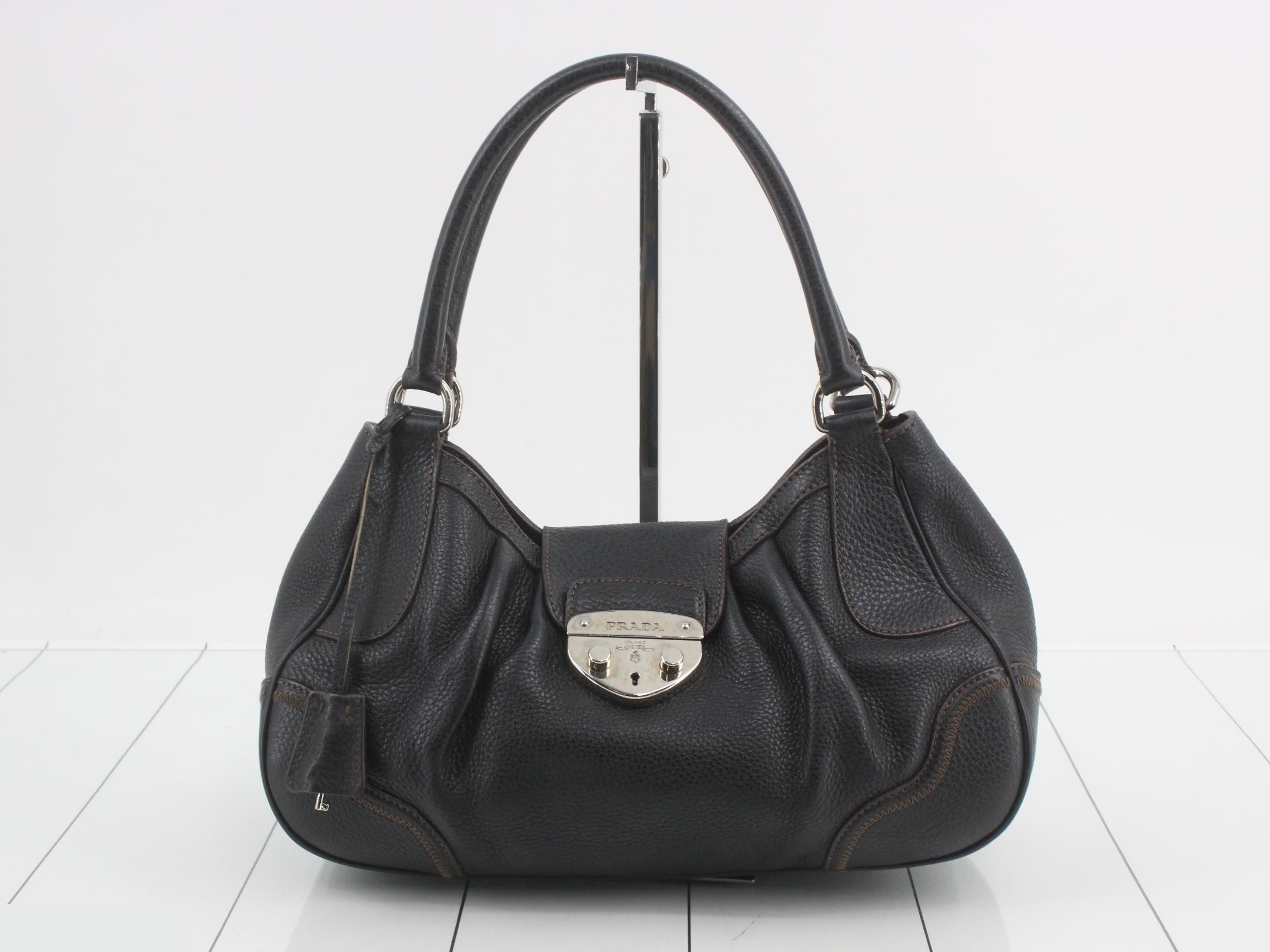Vitello Daino Leather Handbag