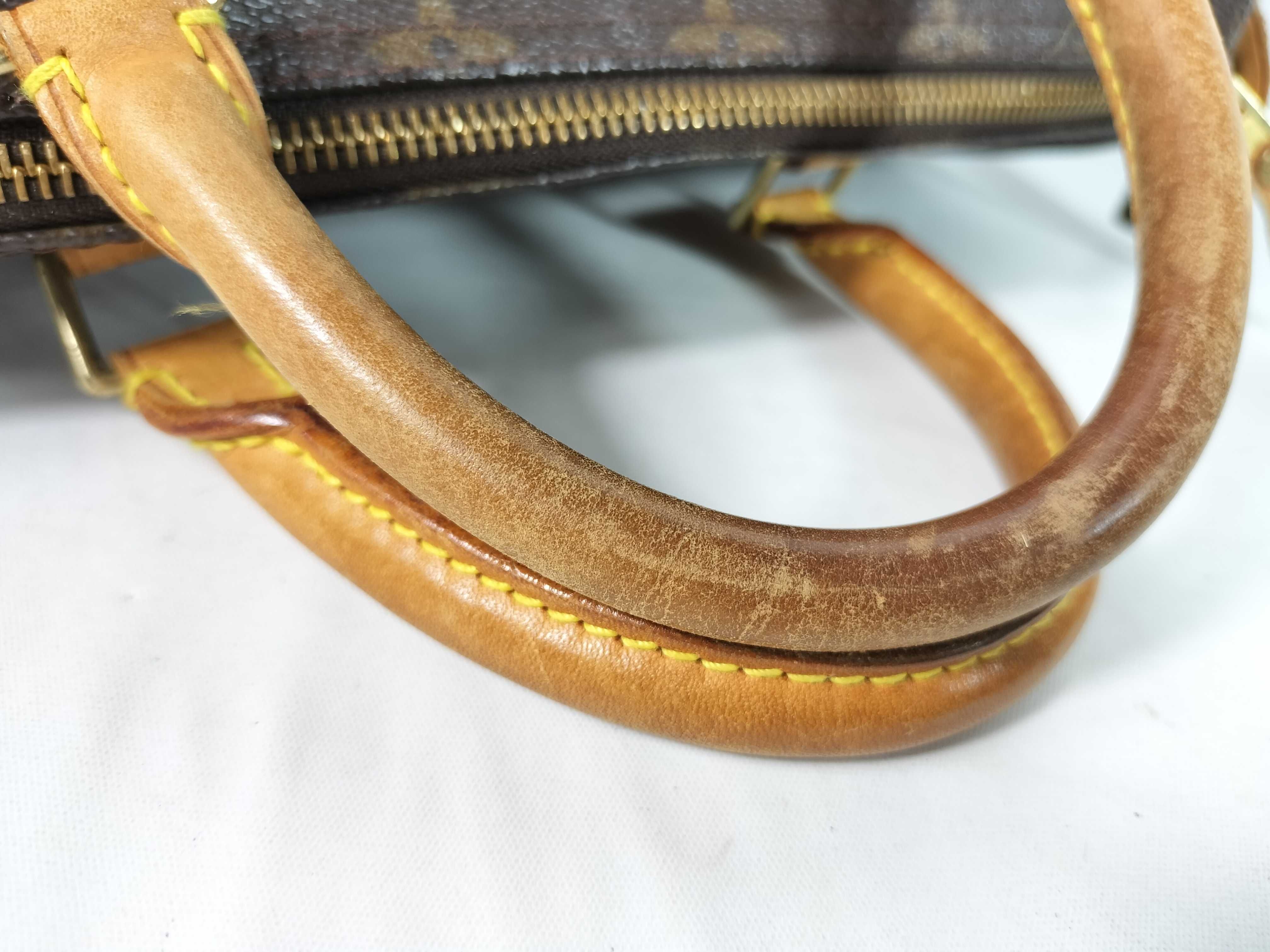 Monogram Louis Vuitton Speedy 30 Handbag — view 4
