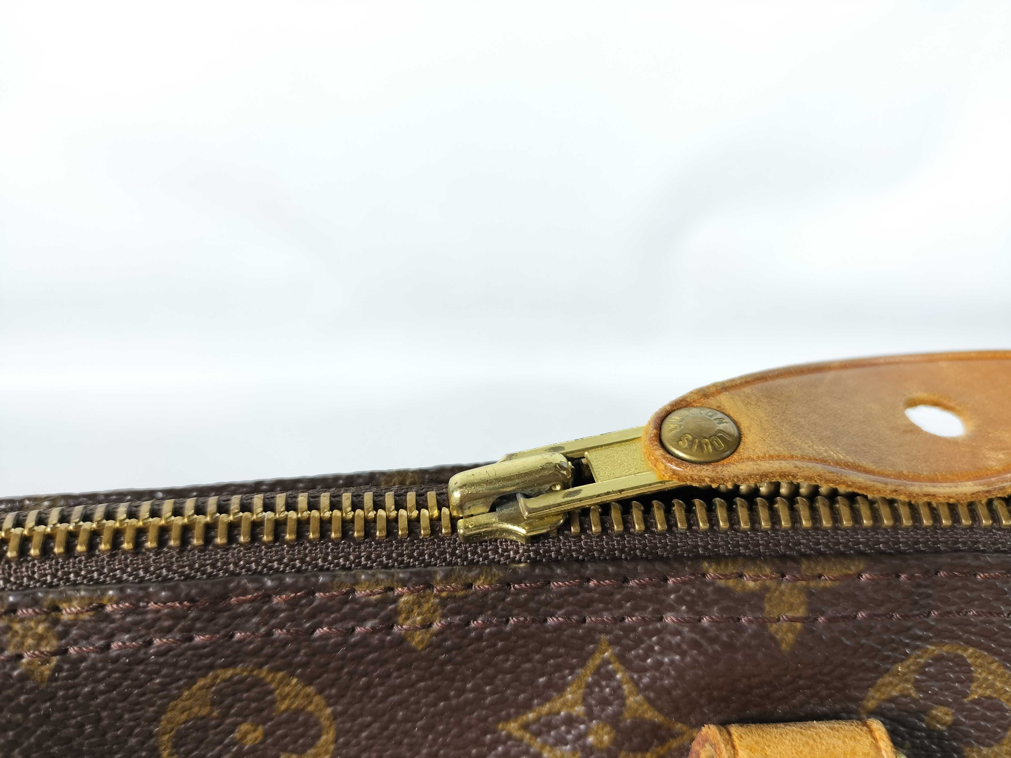 Monogram Louis Vuitton Speedy 30 Handbag — view 9