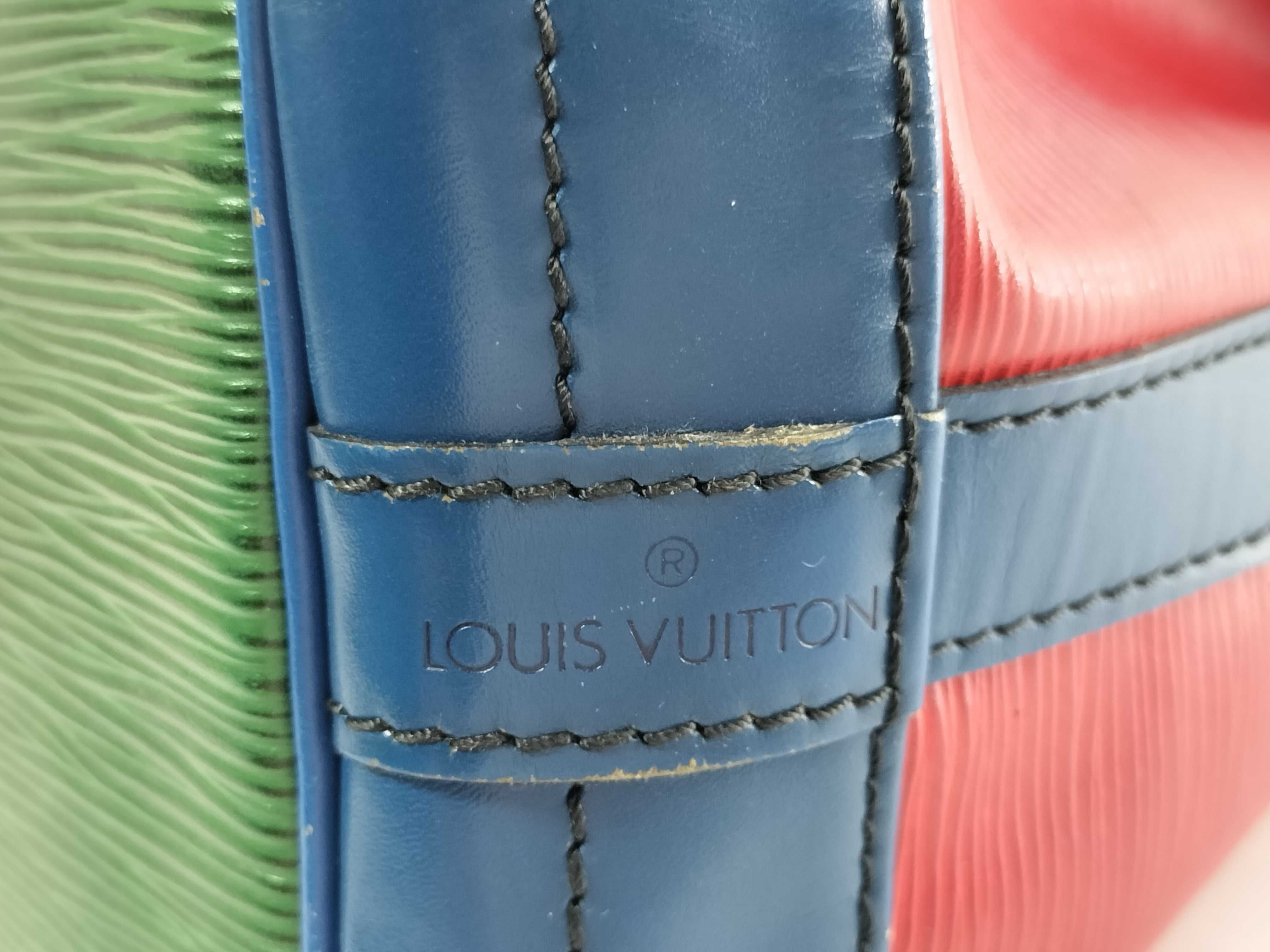 Epi Noe Bicolor Shoulder Bag — view 5