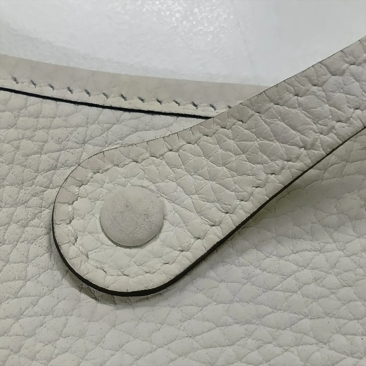 Evelyne 16 TPM Amazon Taurillon Clemence New White Silver Hardware B: 2023 — view 10