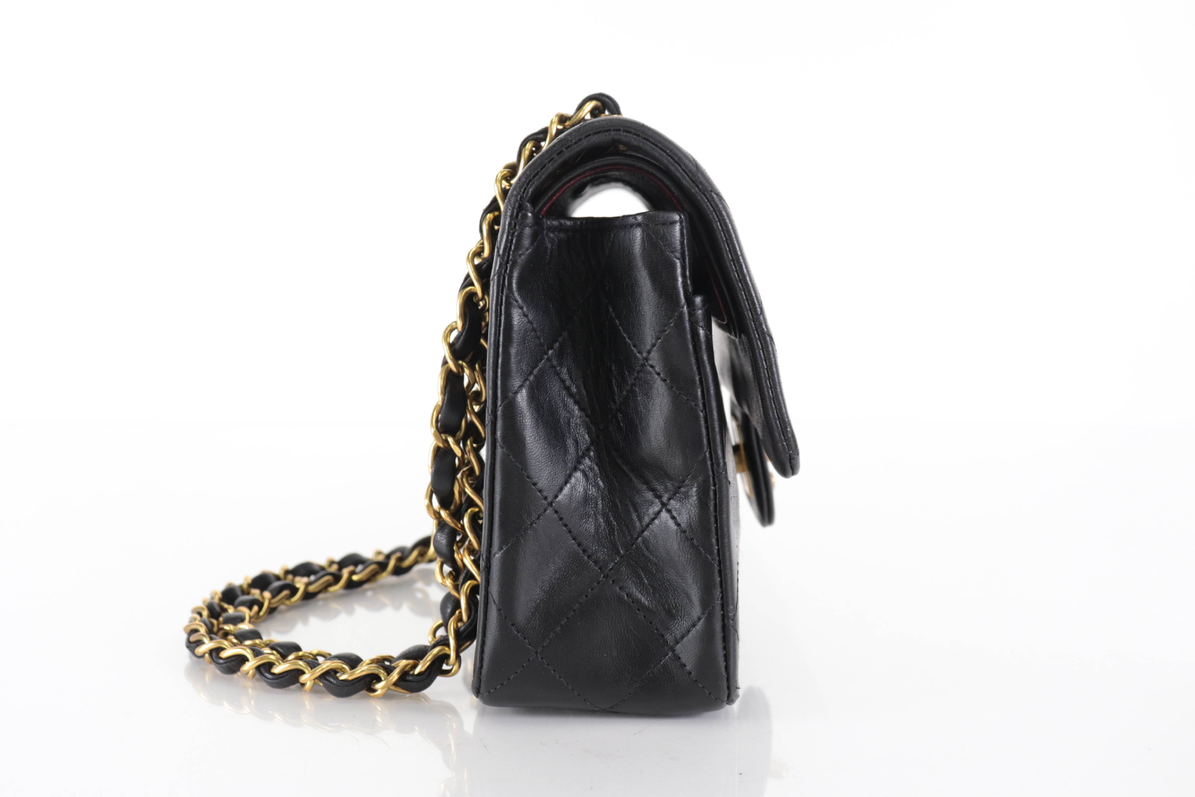 W-flap 23 Lambskin Chain Shoulder Bag (Serial No. 3) — view 3