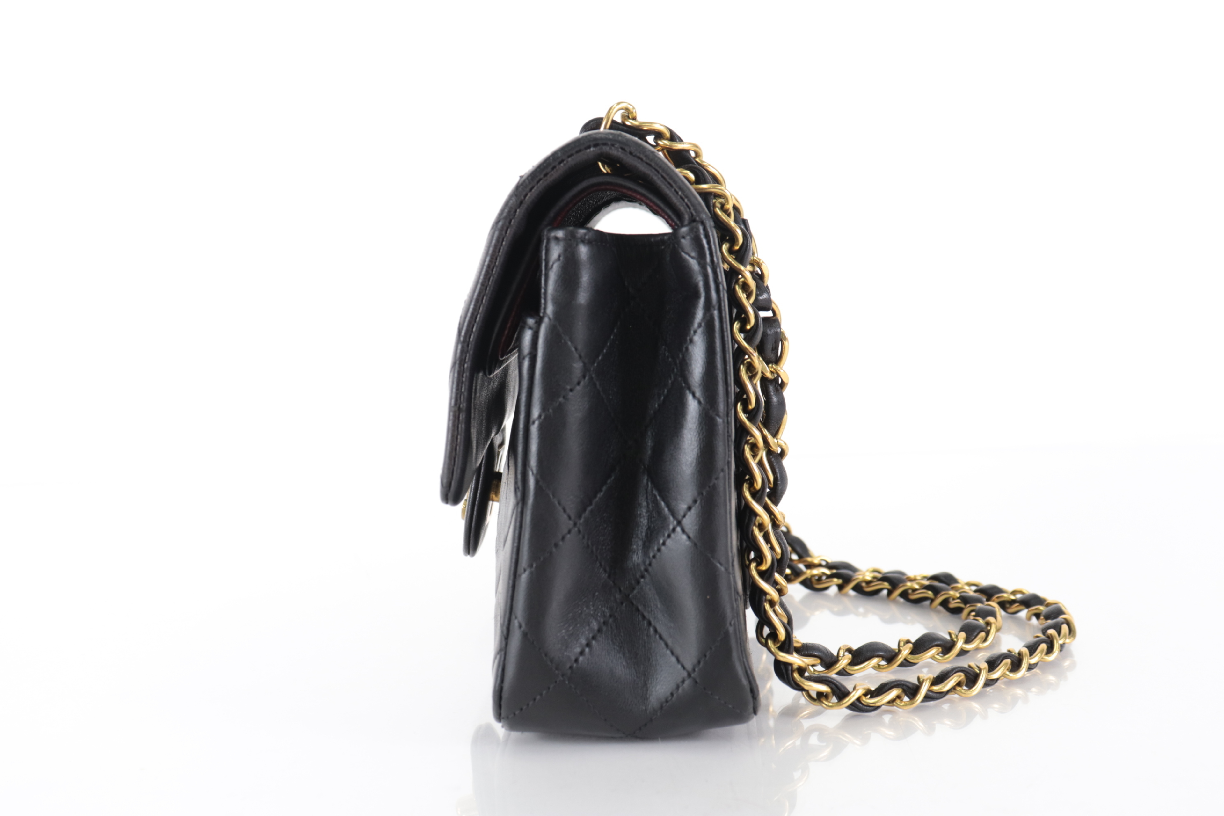 W-flap 23 Lambskin Chain Shoulder Bag (Serial No. 3) — view 4