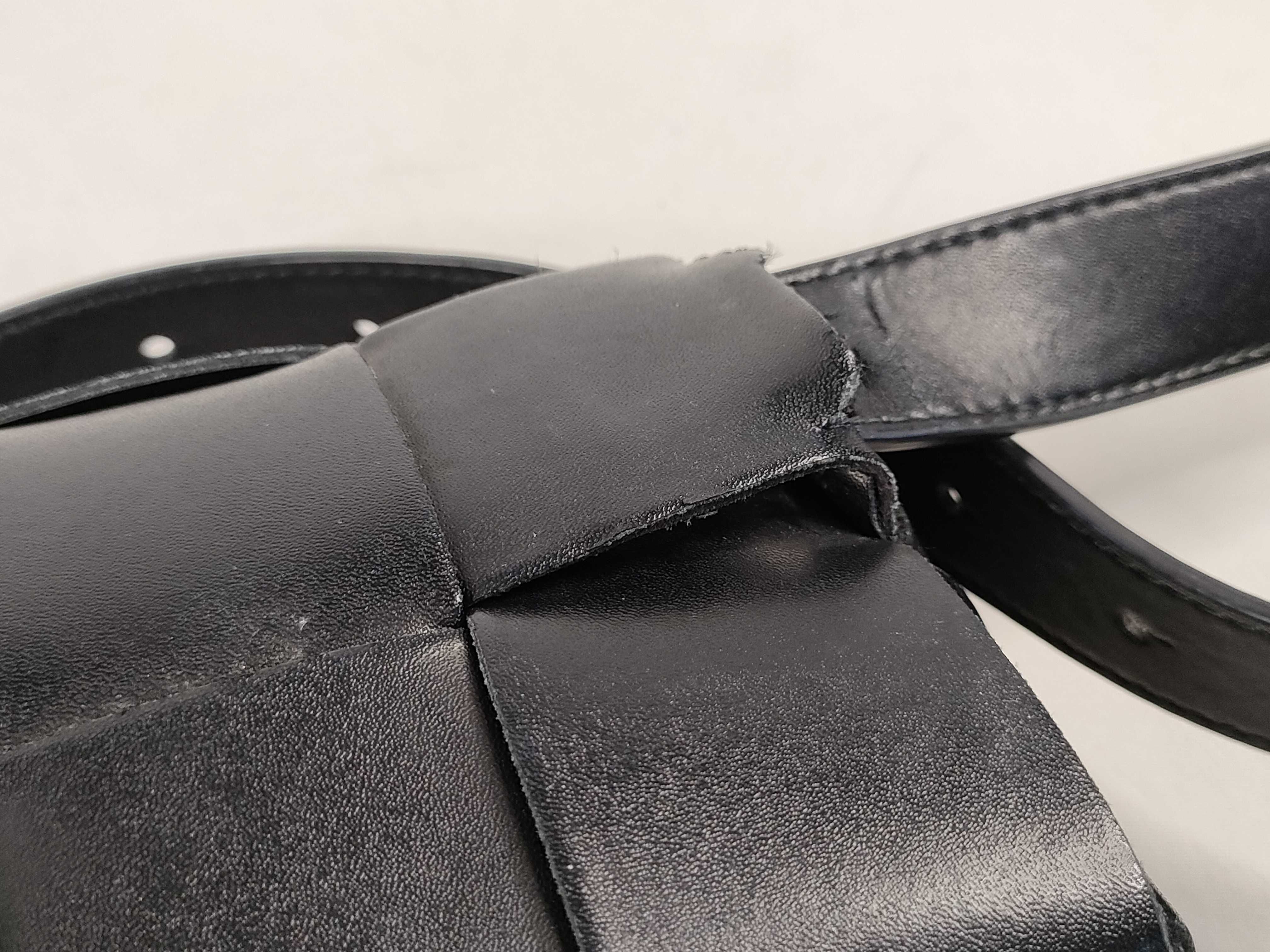 Intrecciato FR- Maxi Intrecciato Cassette Leather Sling Backpack Black Shoulder Bag — view 14
