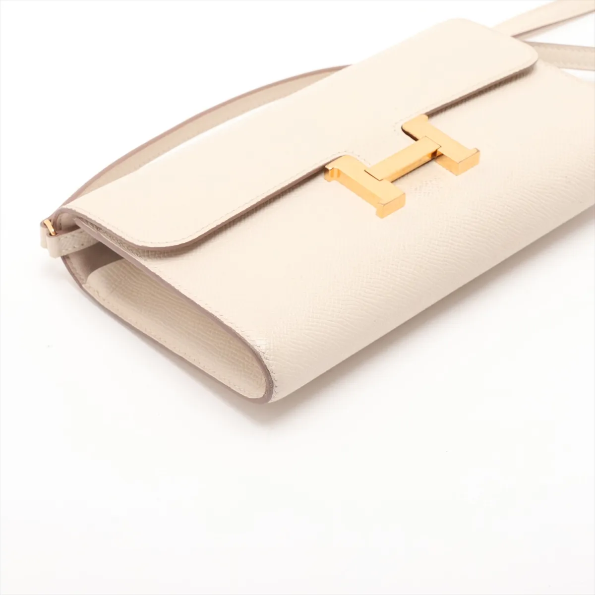 Constance Long To Go, Veau Epsom leather, Nata, gold hardware, B: 2023 — view 4