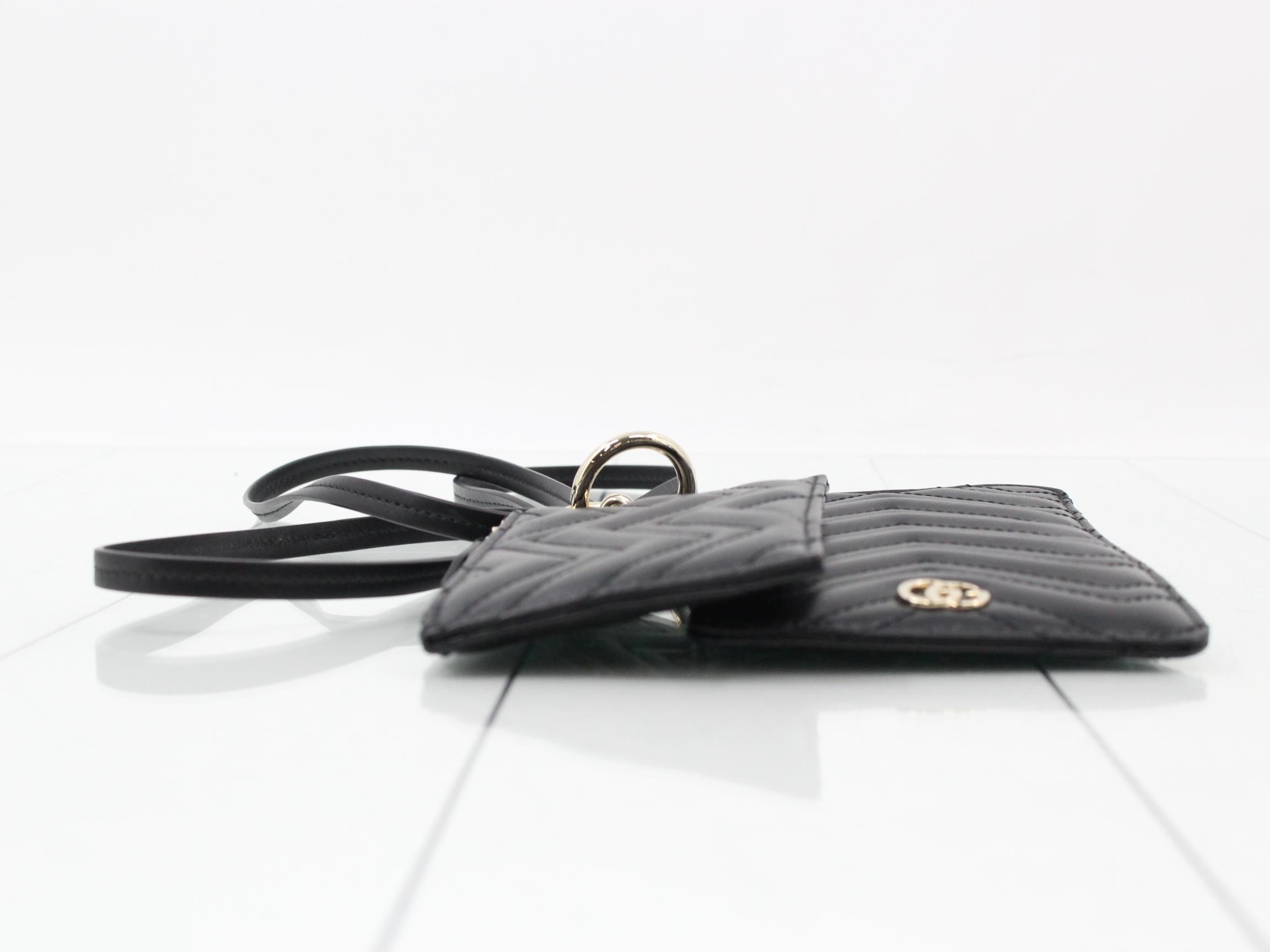 Leather smartphone case with shoulder strap, black — view 3