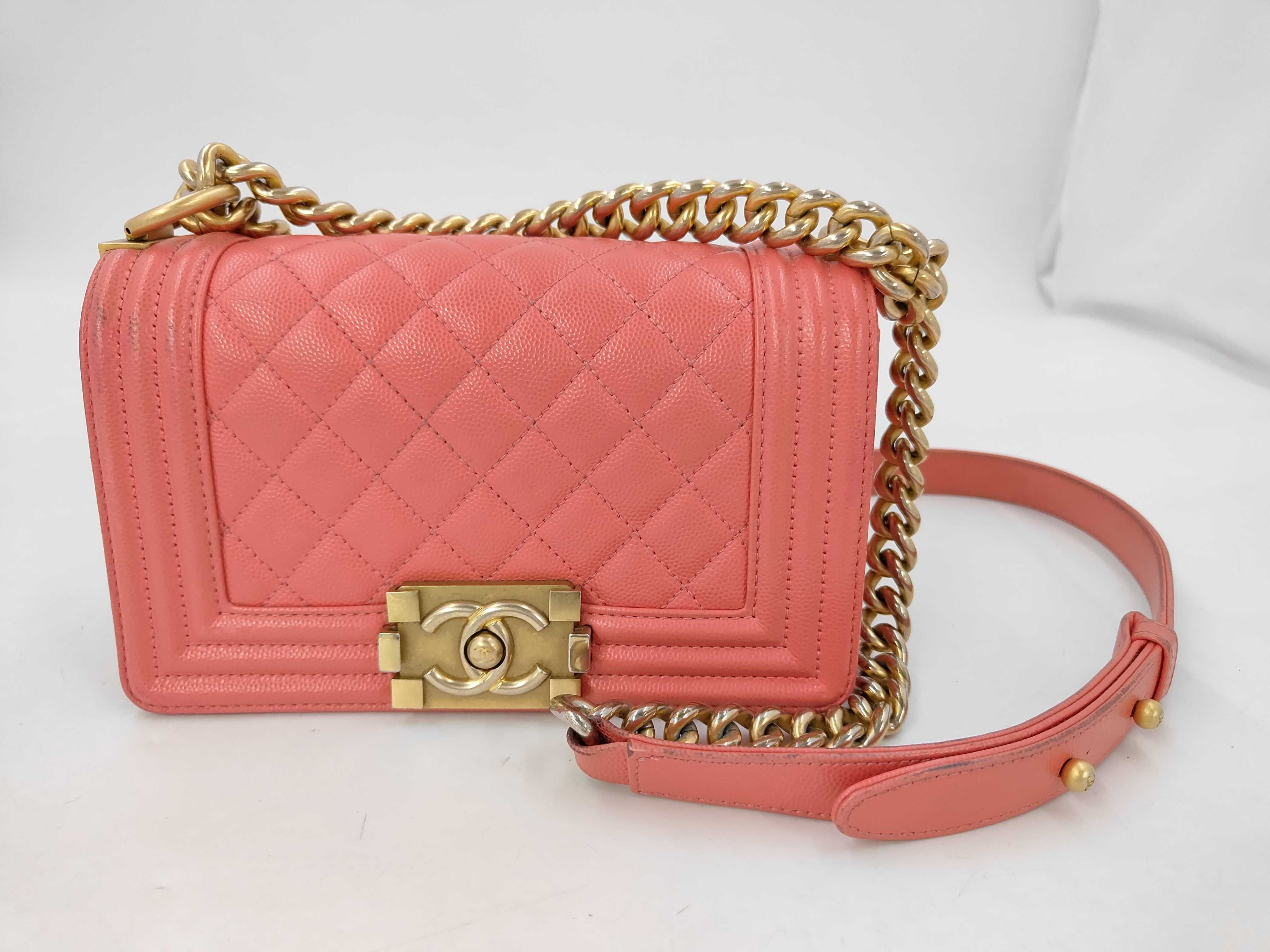 25984647 Shoulder Bag