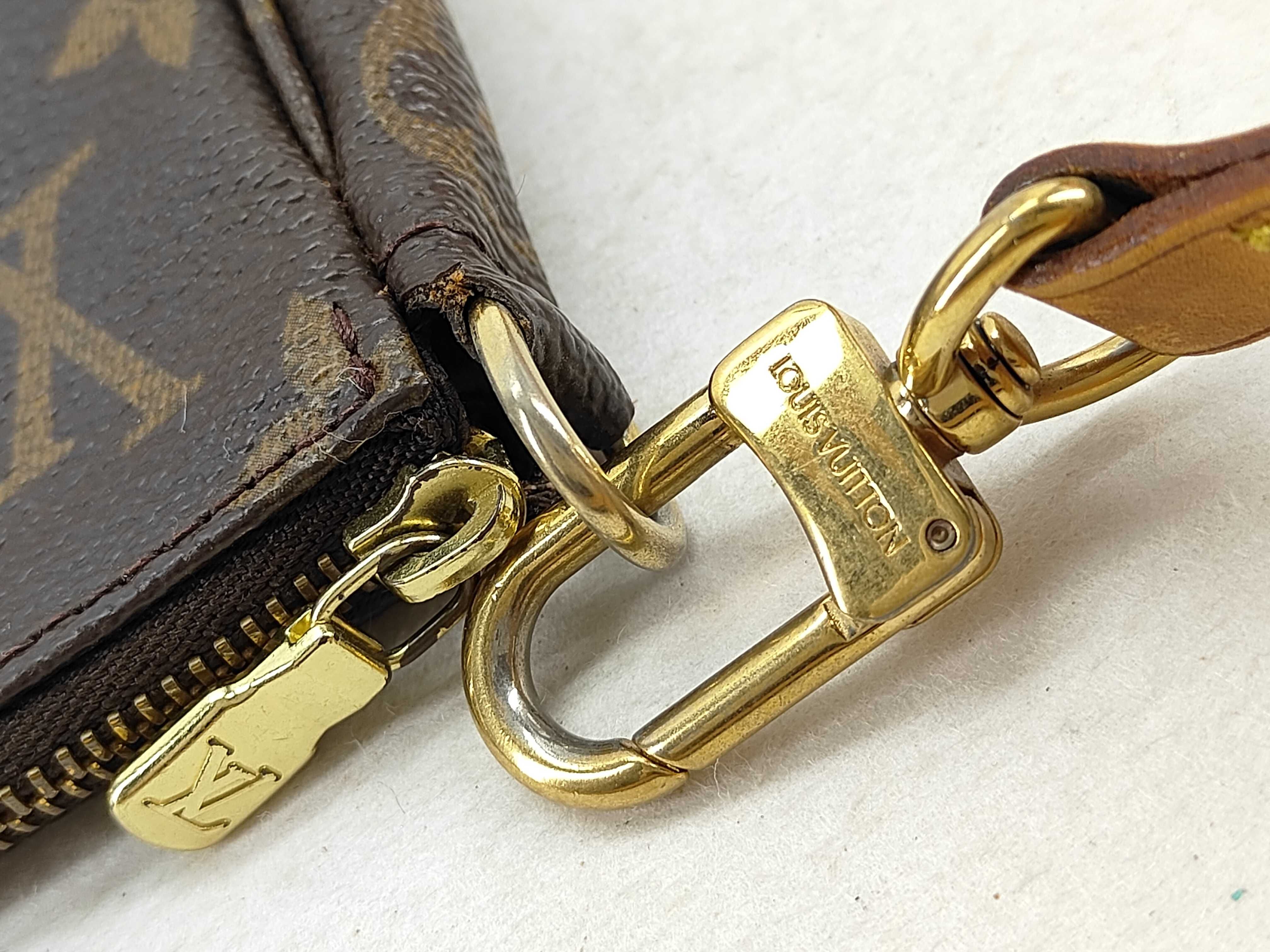Monogram — view 15