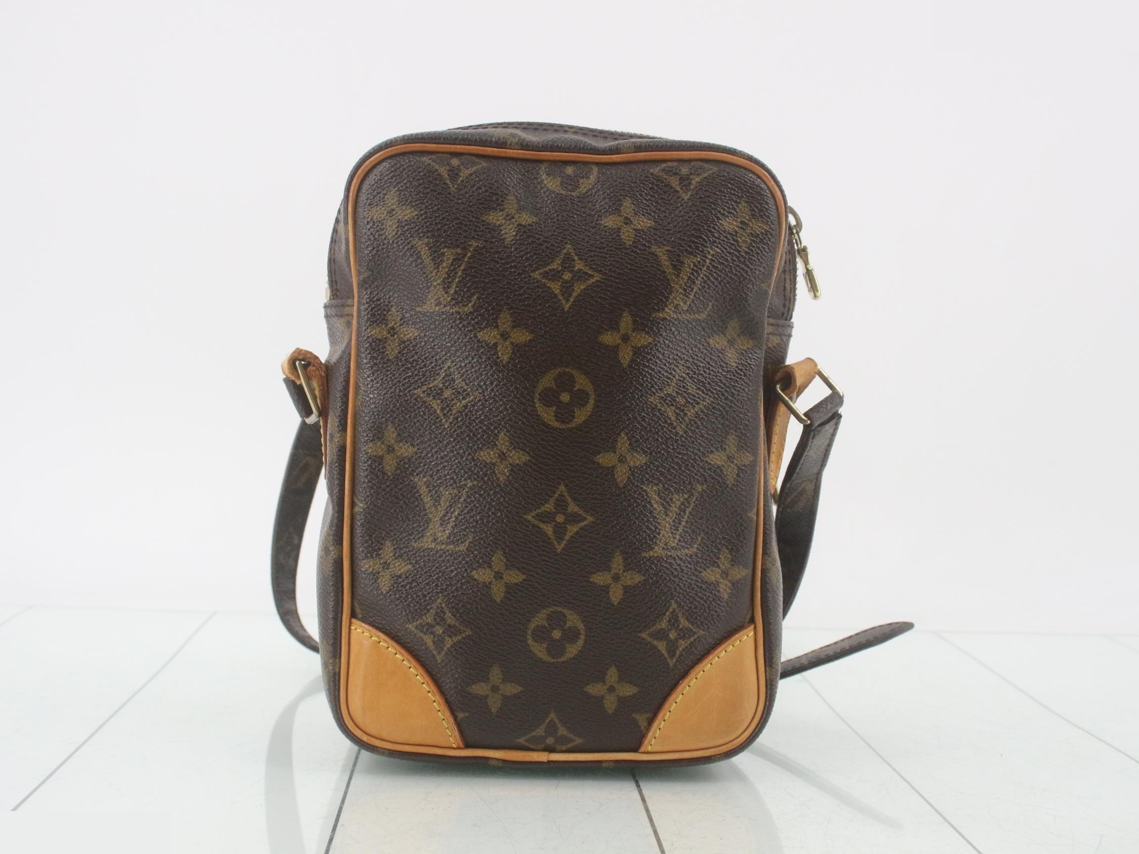 Monogram Amazon — view 2