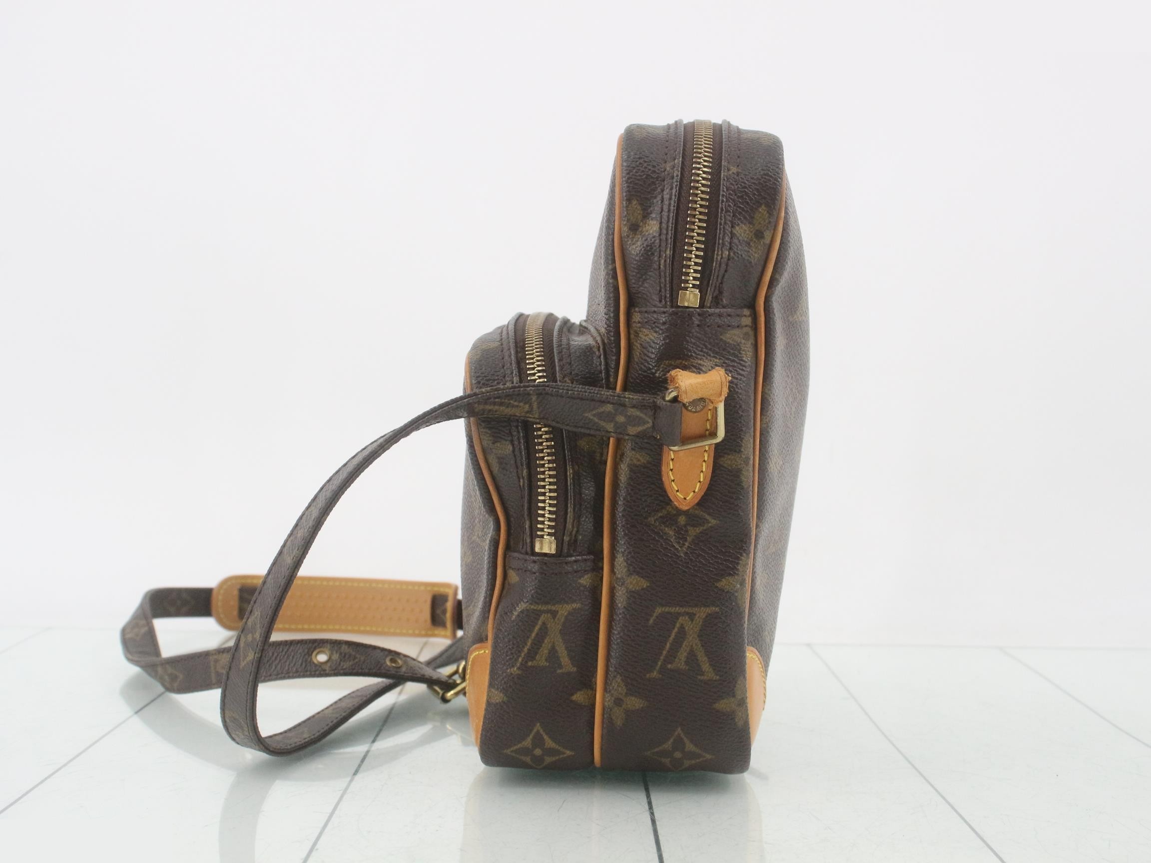 Monogram Amazon — view 3