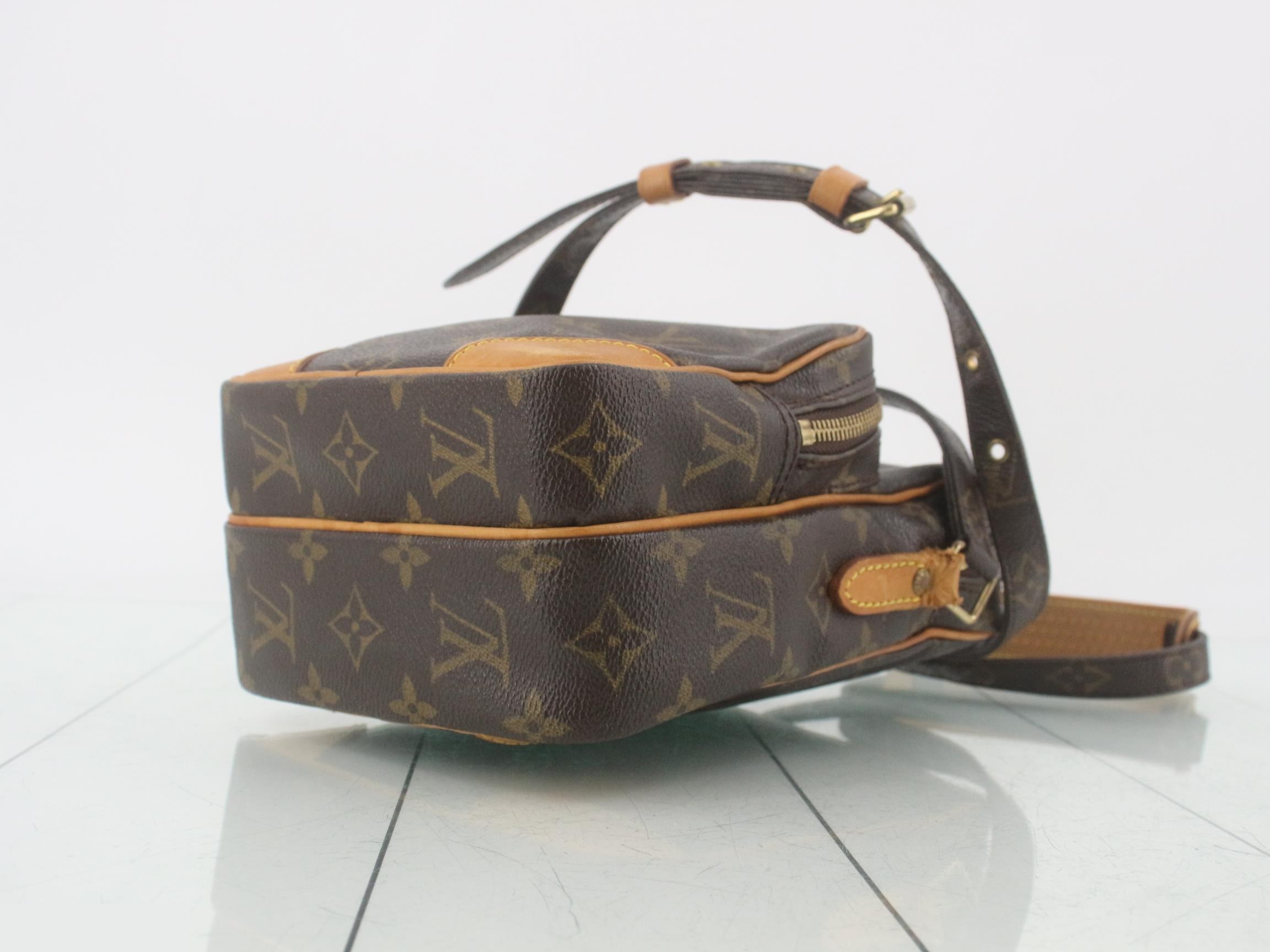 Monogram Amazon — view 6