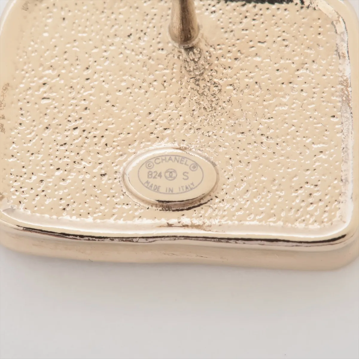Coco Mark Matelassé B24S Earrings (Pair) 925 x Rhinestones — view 5