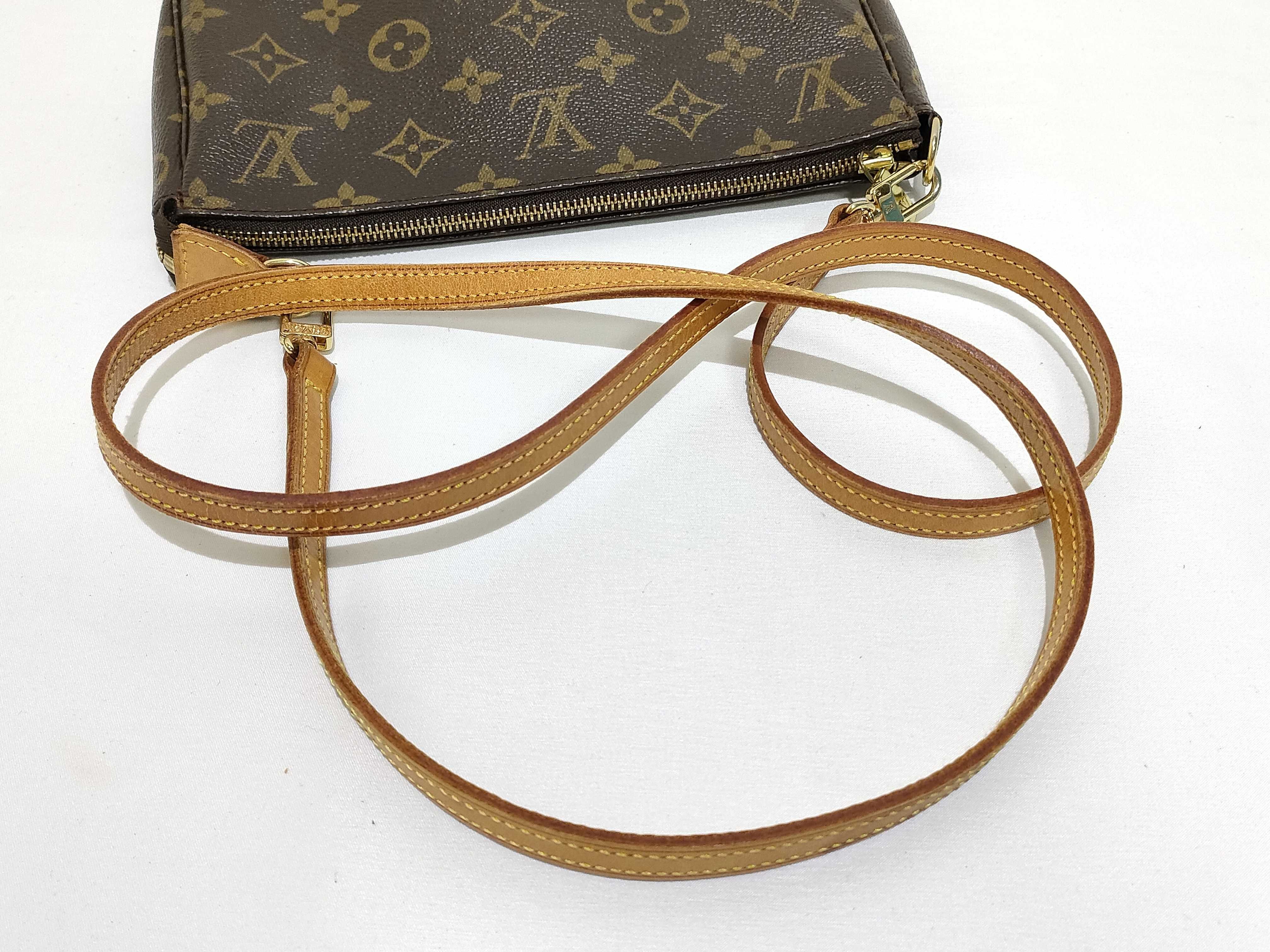 Monogram Pochette Accessoires M51980 AR0023 Brown Shoulder Bag — view 3